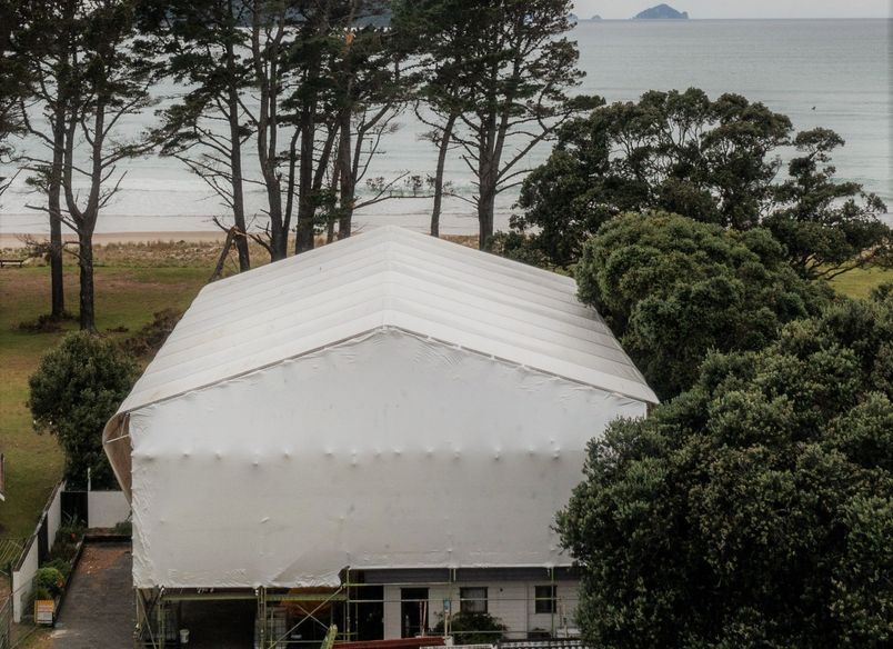"It's A Wrap"                                Shrink-Wrap & Layher Keder (PVC Sheet Tarpaulin) Roof System