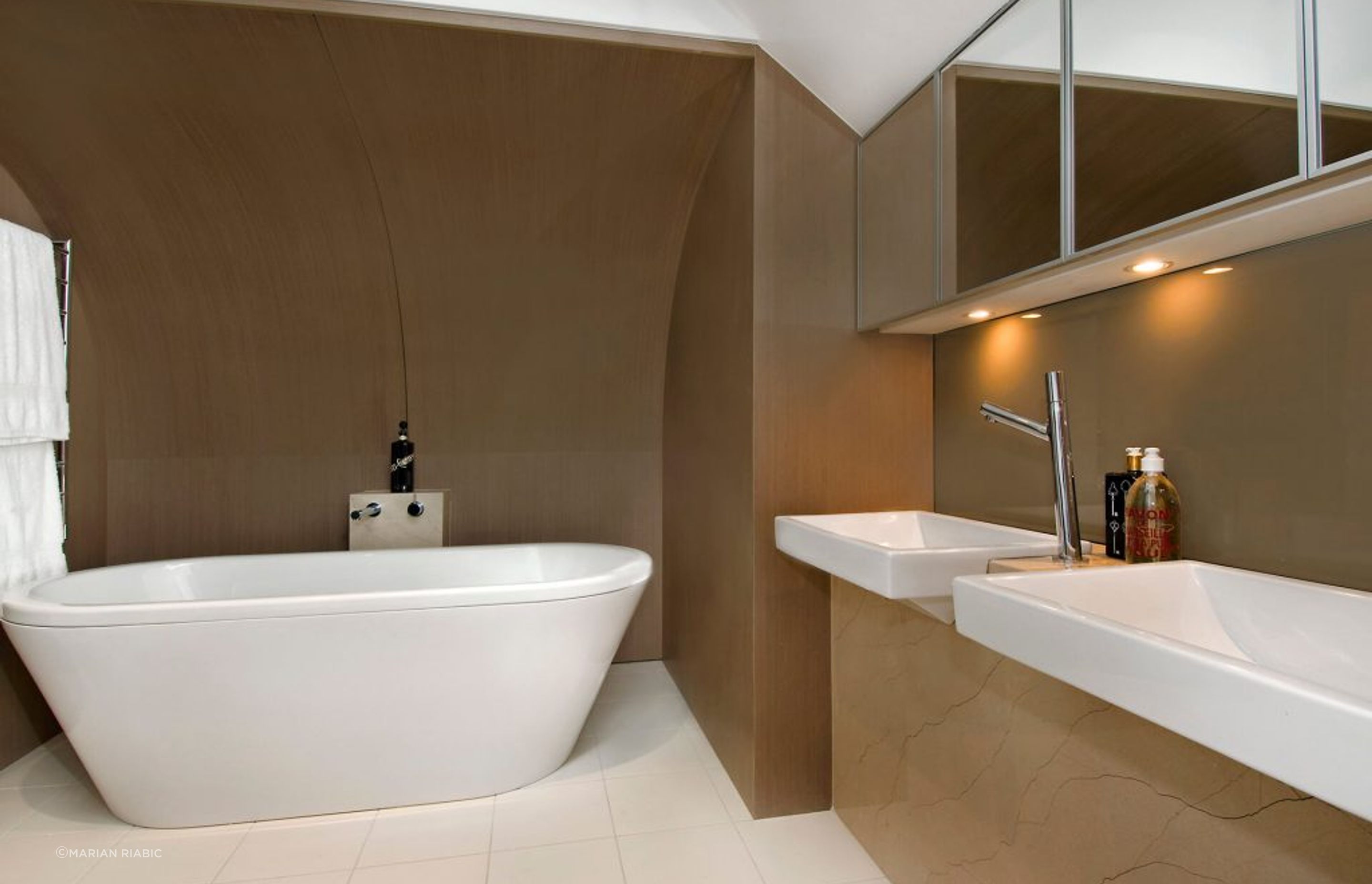 Carabelle Apartments, Kirribilli