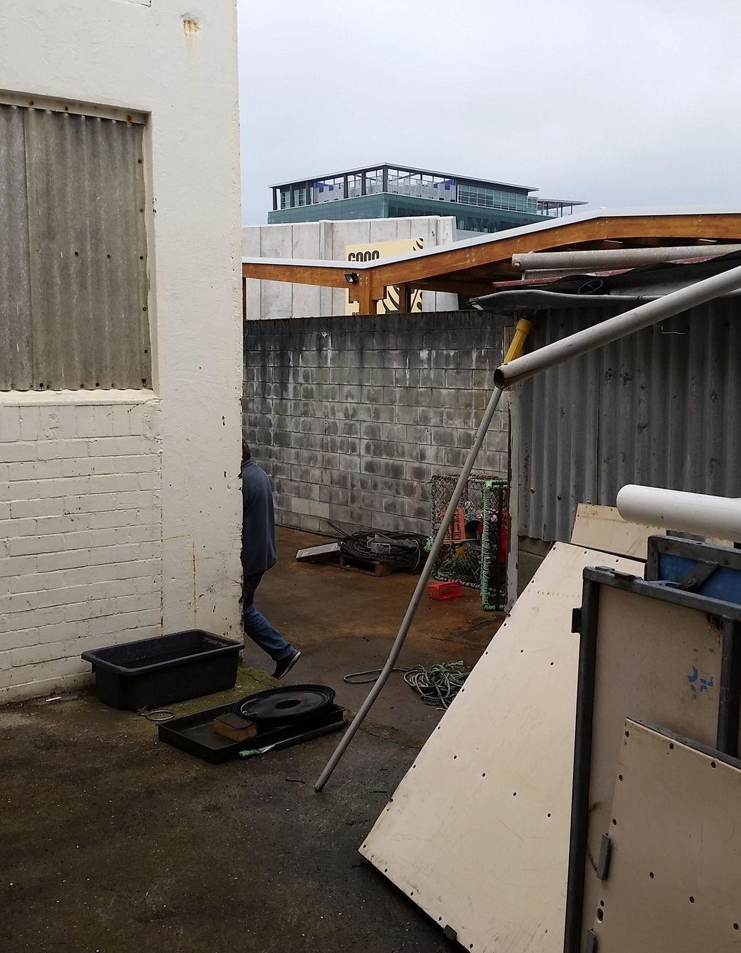 Carbonic Ice Apartment