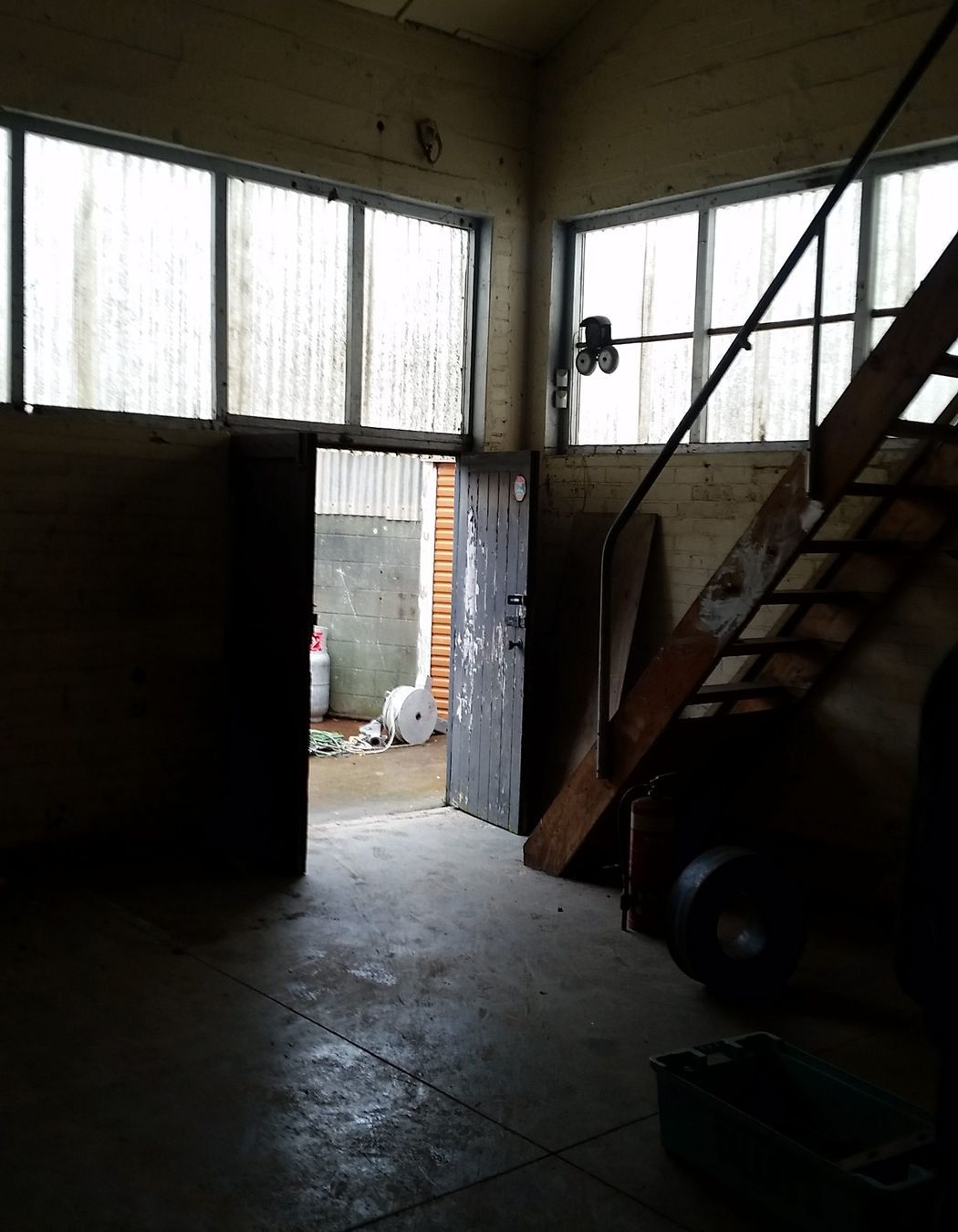 Carbonic Ice Apartment