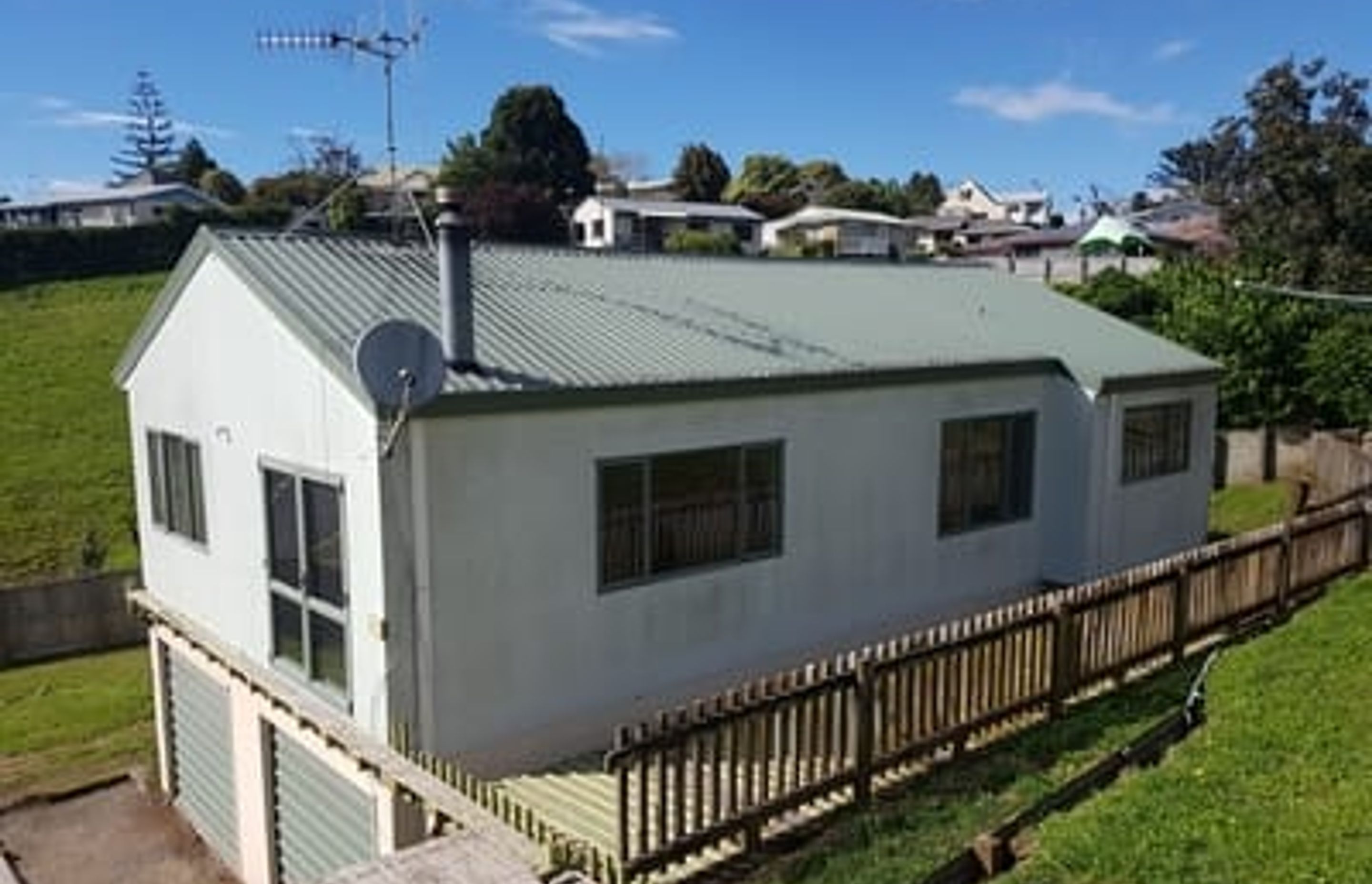 Paliside Reclad