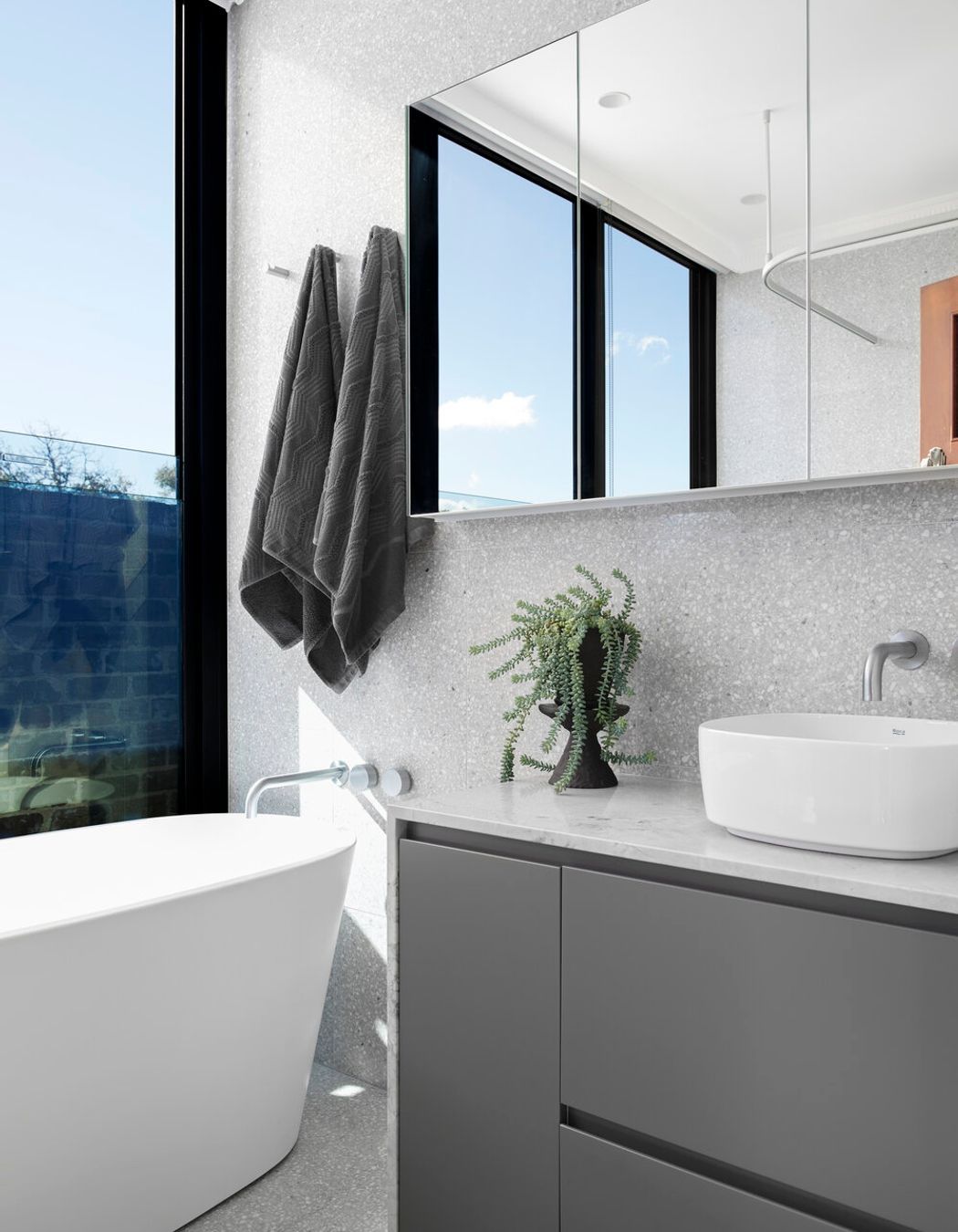 Photo Credit: Mitchell Fong