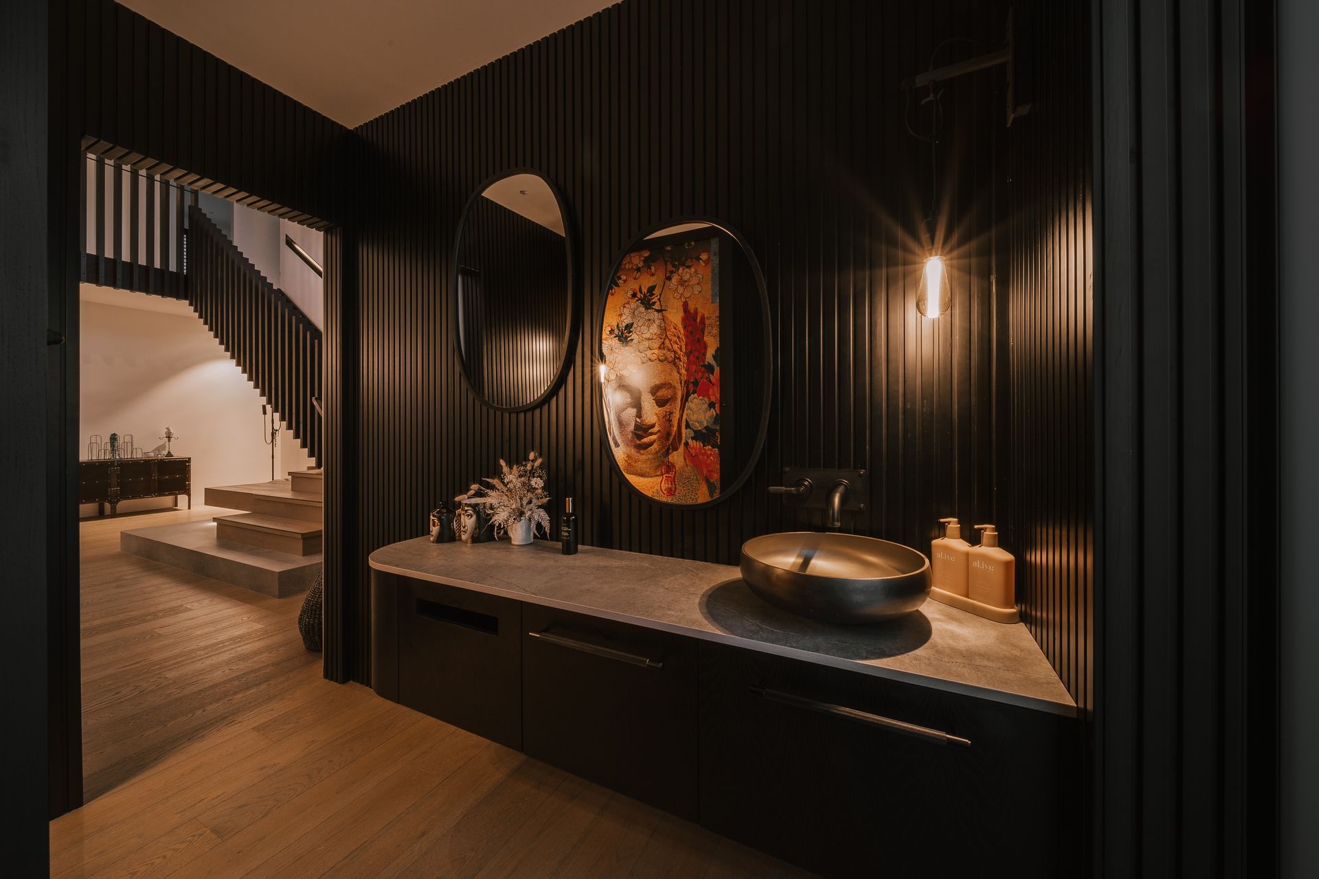 Lineal view by Nicola Ross Design