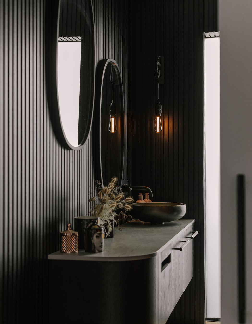 Lineal view by Nicola Ross Design