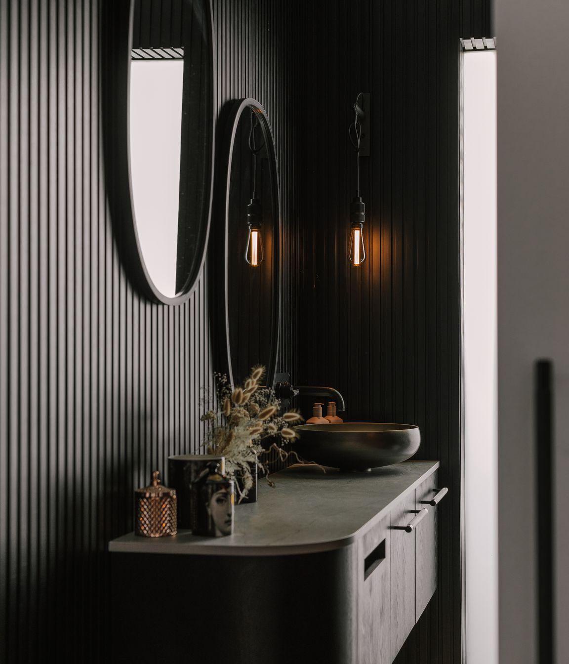 Lineal view by Nicola Ross Design