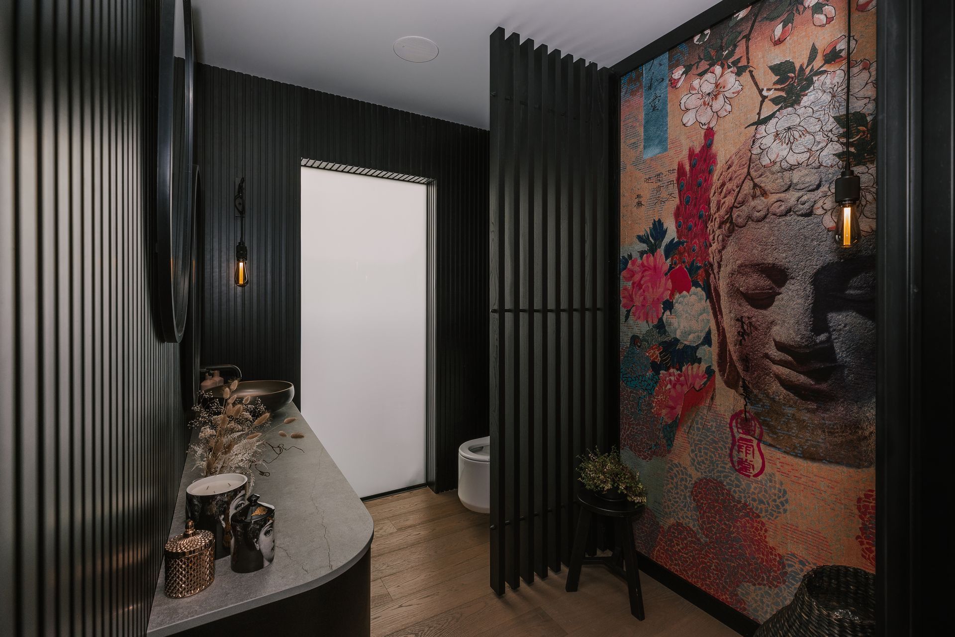 Lineal view by Nicola Ross Design