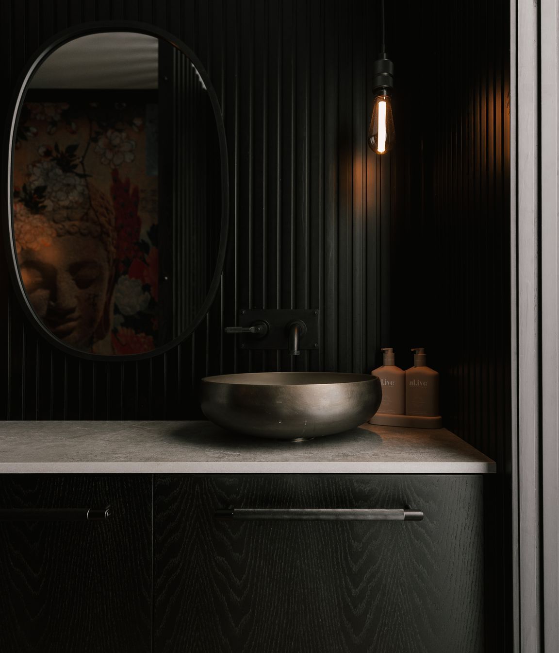 Lineal view by Nicola Ross Design