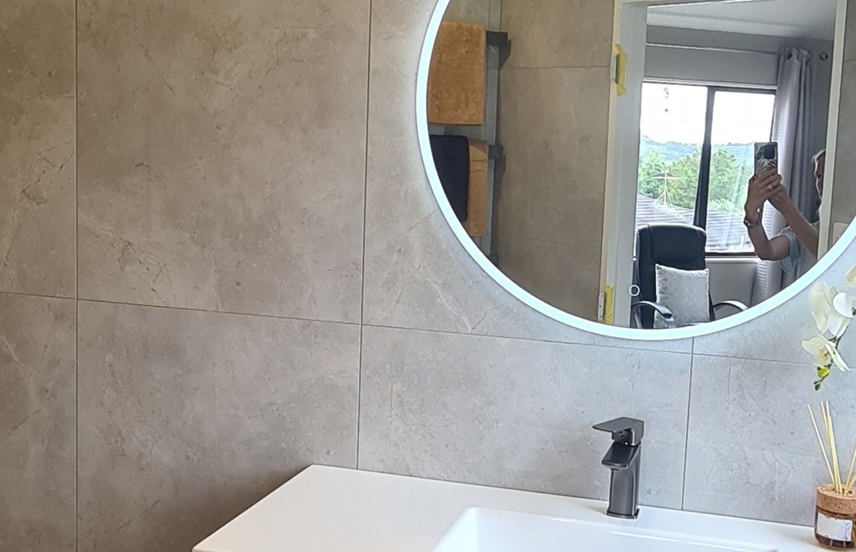 Byblos Gardens & Bathroom