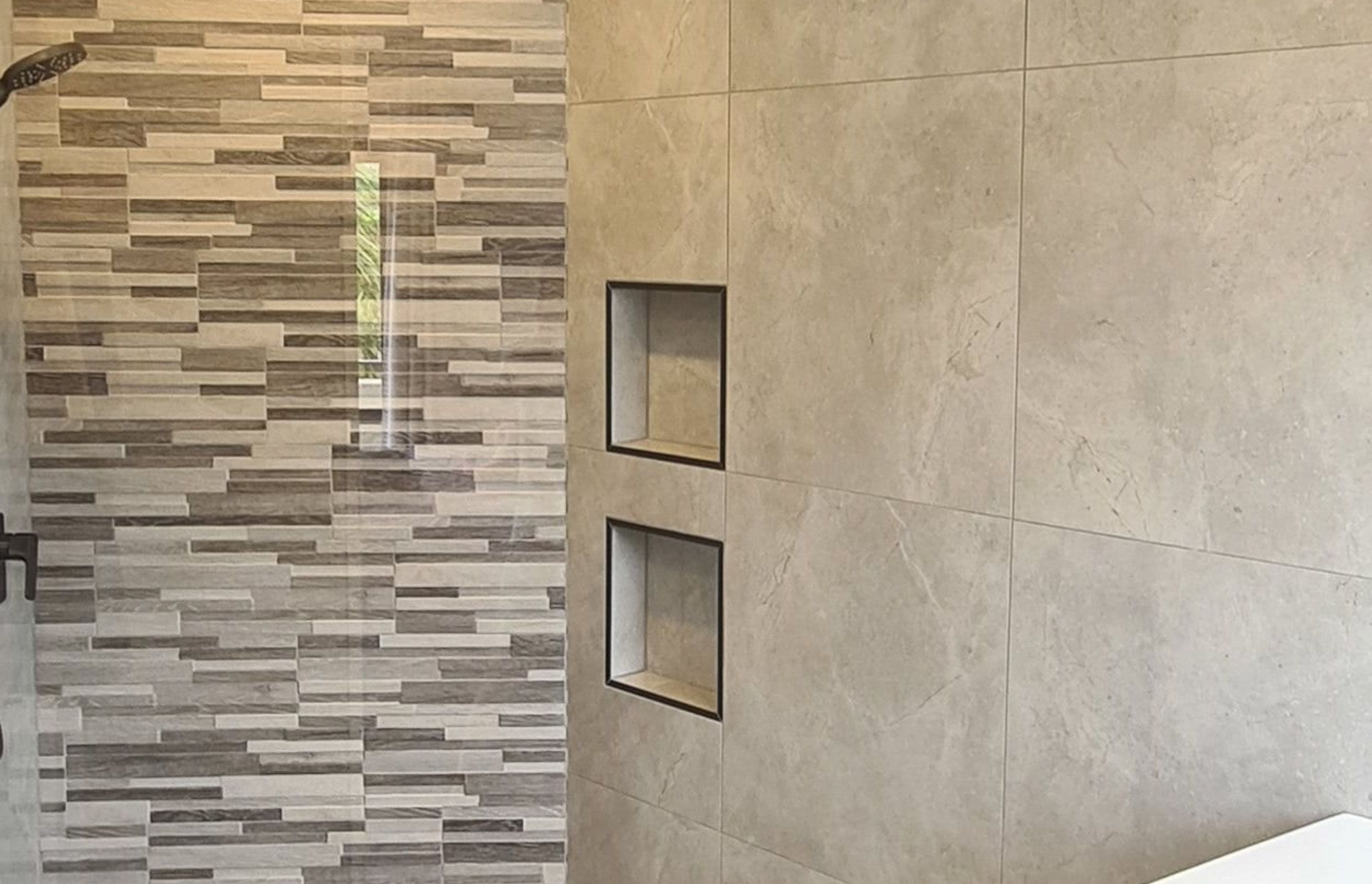 Byblos Gardens & Bathroom