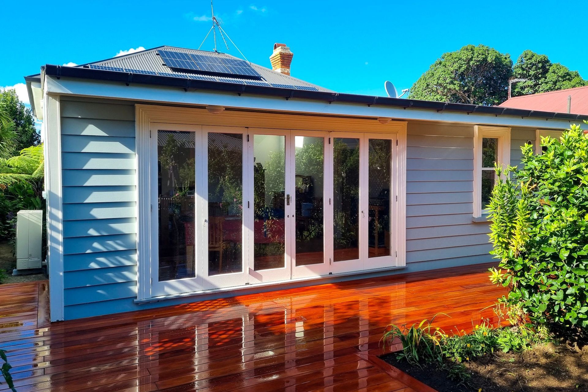 Mahogany deck By Aries builders
