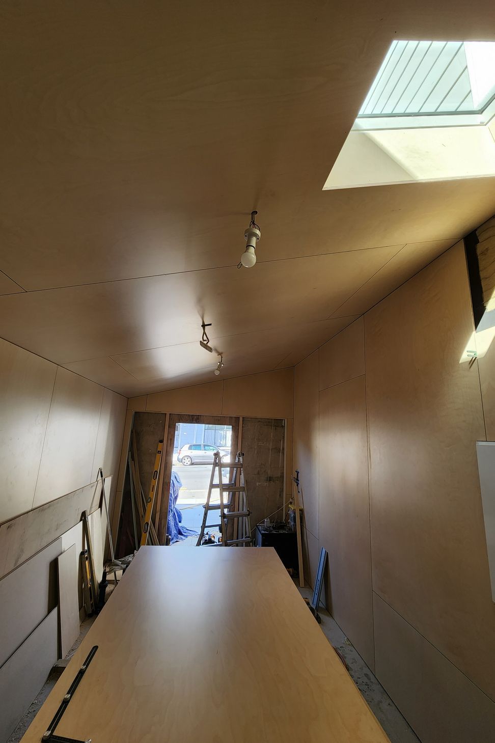 Brougham St, Novak