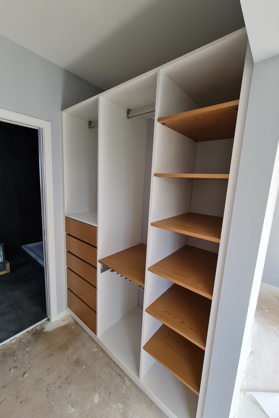 Walk in Wardrobe