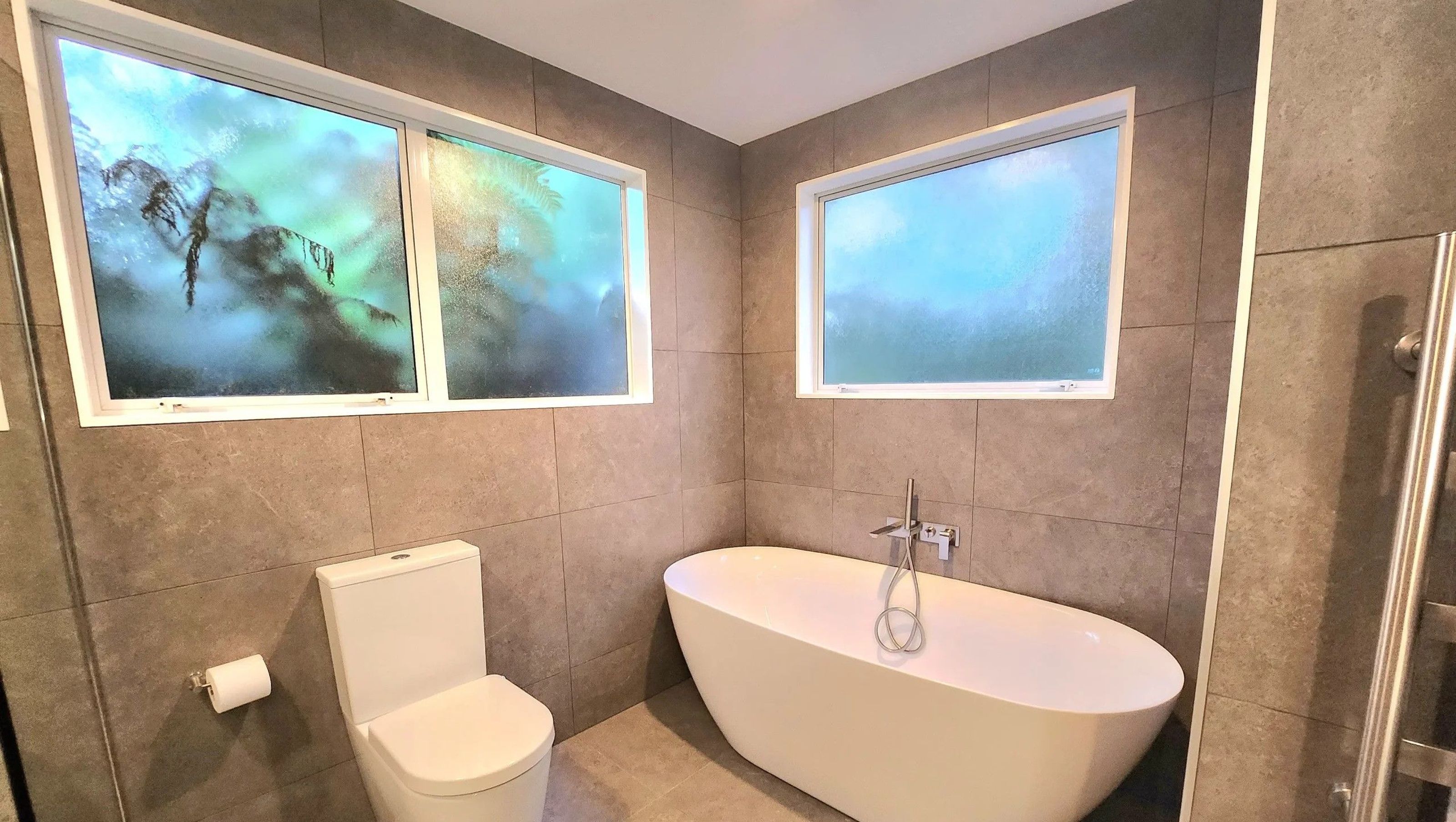 Contemporary Deluxe Bath