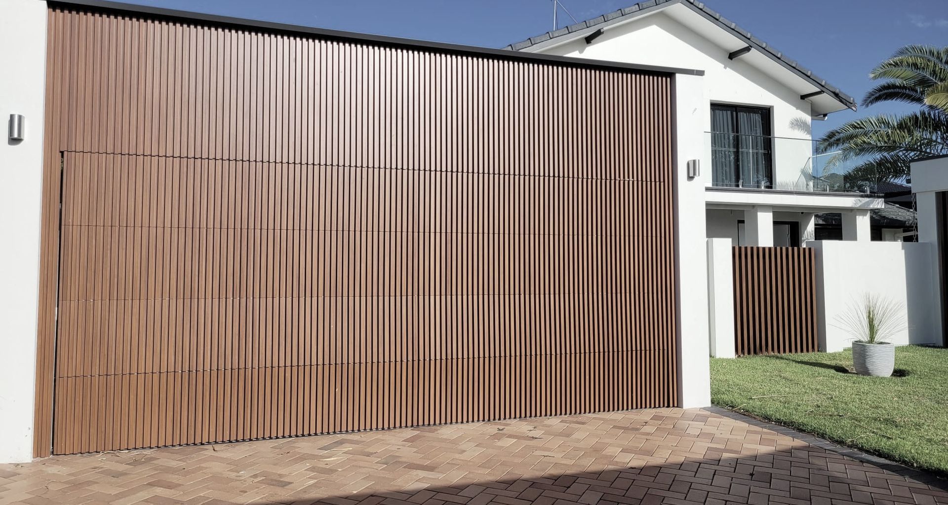 Custom Garage | Gold Coast banner
