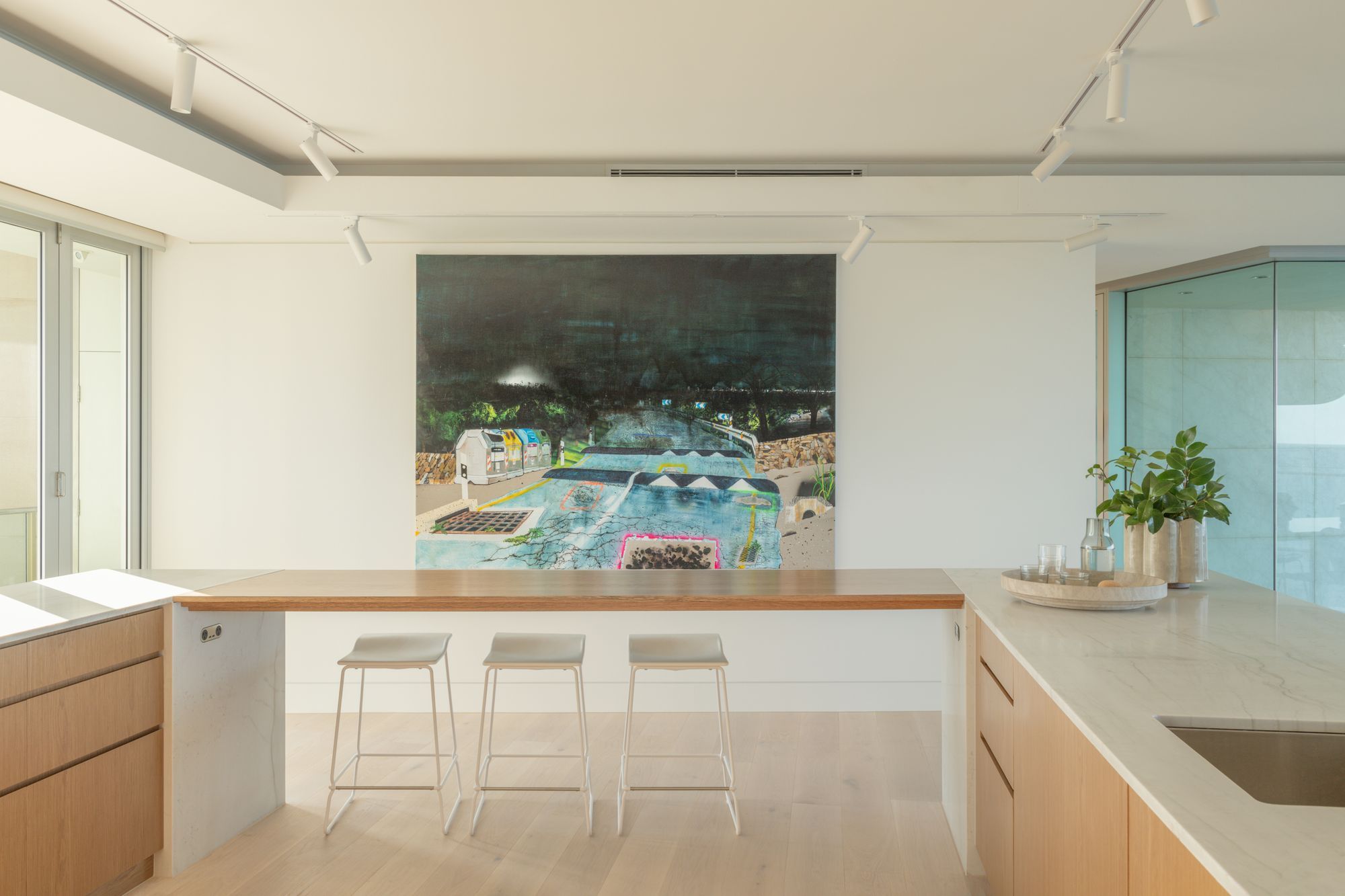 20230825BONESNEXTGSurfersParadise25L.jpg