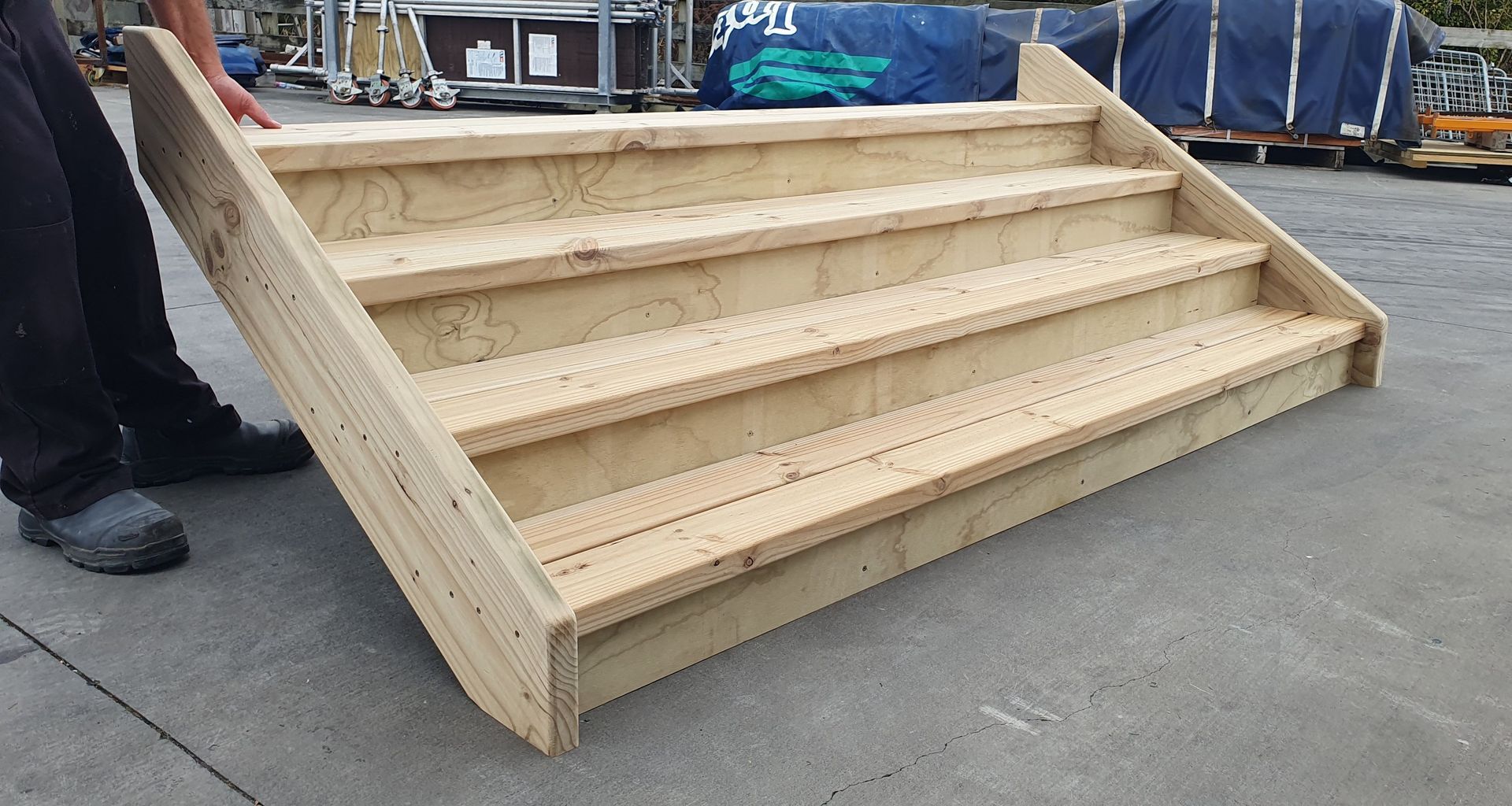 Exterior Stairs - 240x45 Pine Stringers, 135x42 Pine Treads, Solid Ply Risers