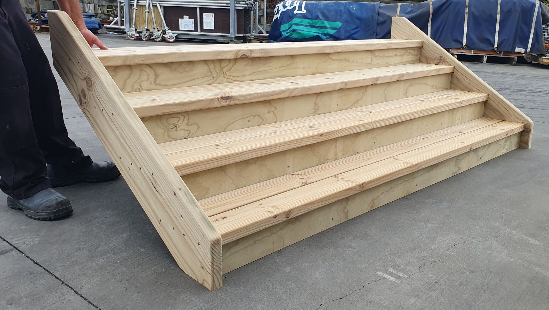 Exterior Stairs - 240x45 Pine Stringers, 135x42 Pine Treads, Solid Ply Risers