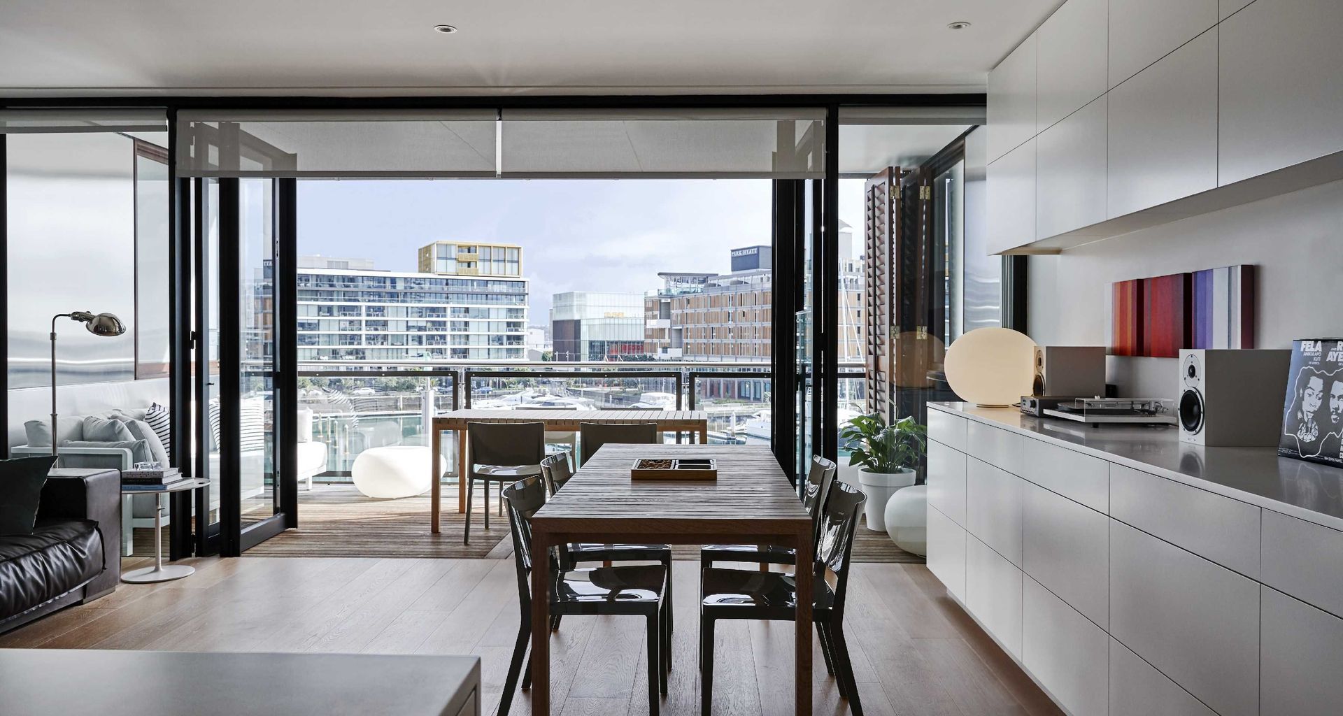 City Apartment banner