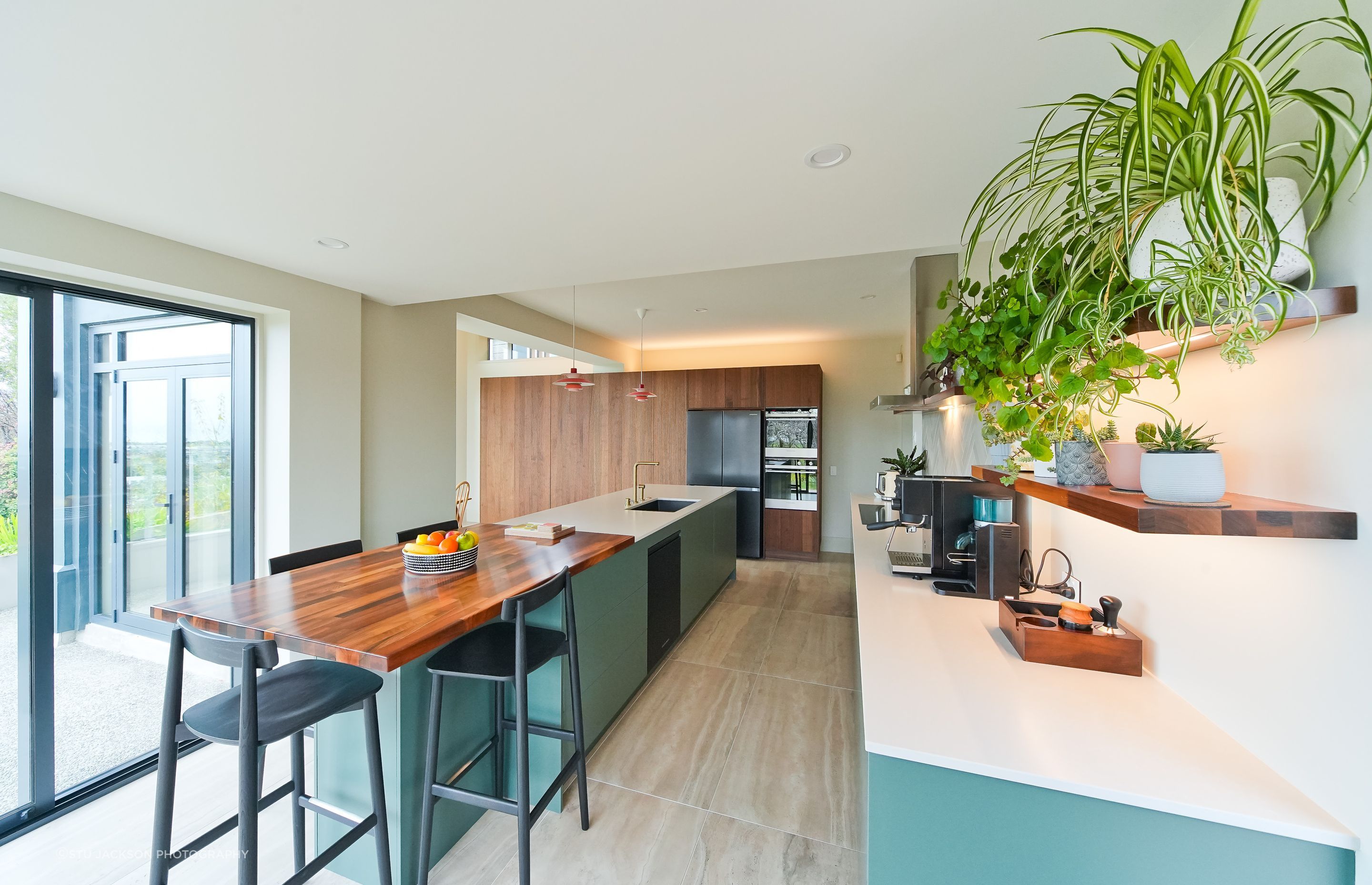 22-Kitchener-Sq-TIMARU-4K-Screen-Res-001-5674.jpg