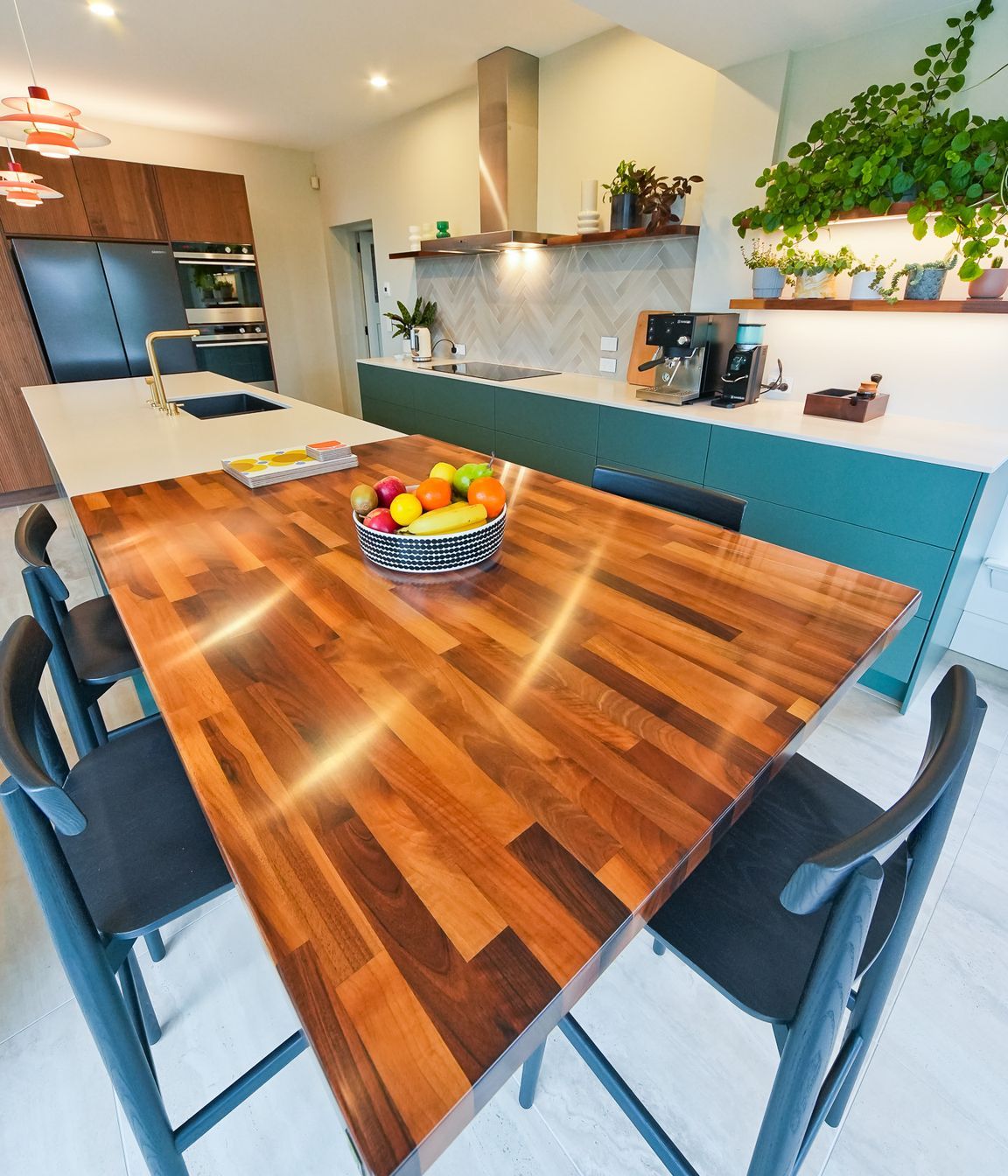 22-Kitchener-Sq-TIMARU-4K-Screen-Res-043-5725.jpg