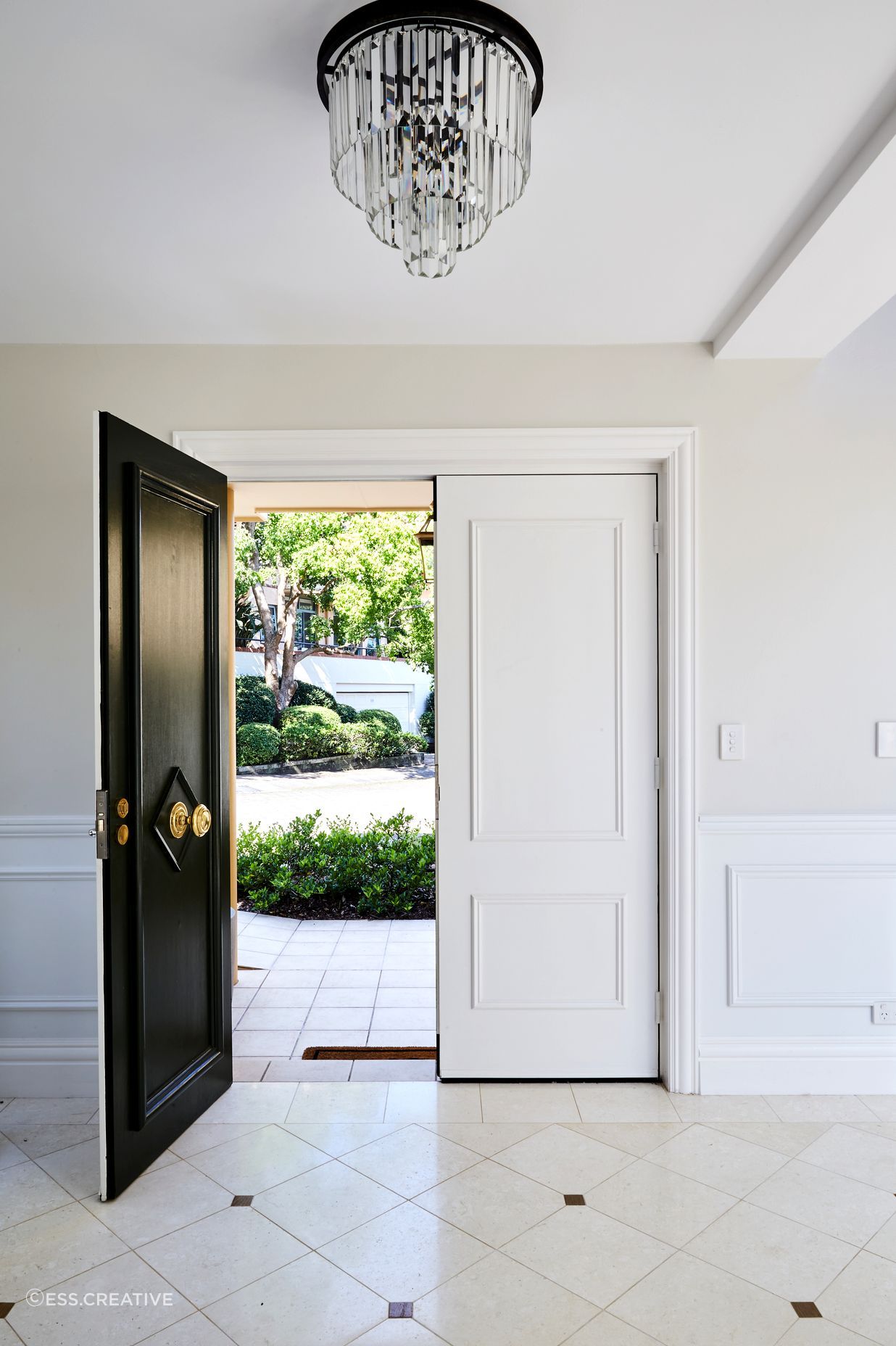 Elegant Parisian Townhouse