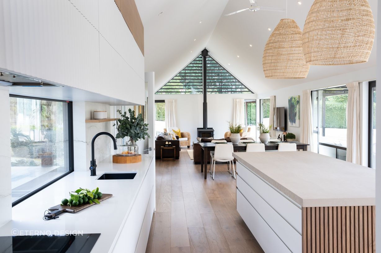 22Rural-Retreat22-9-kitchen-.jpg