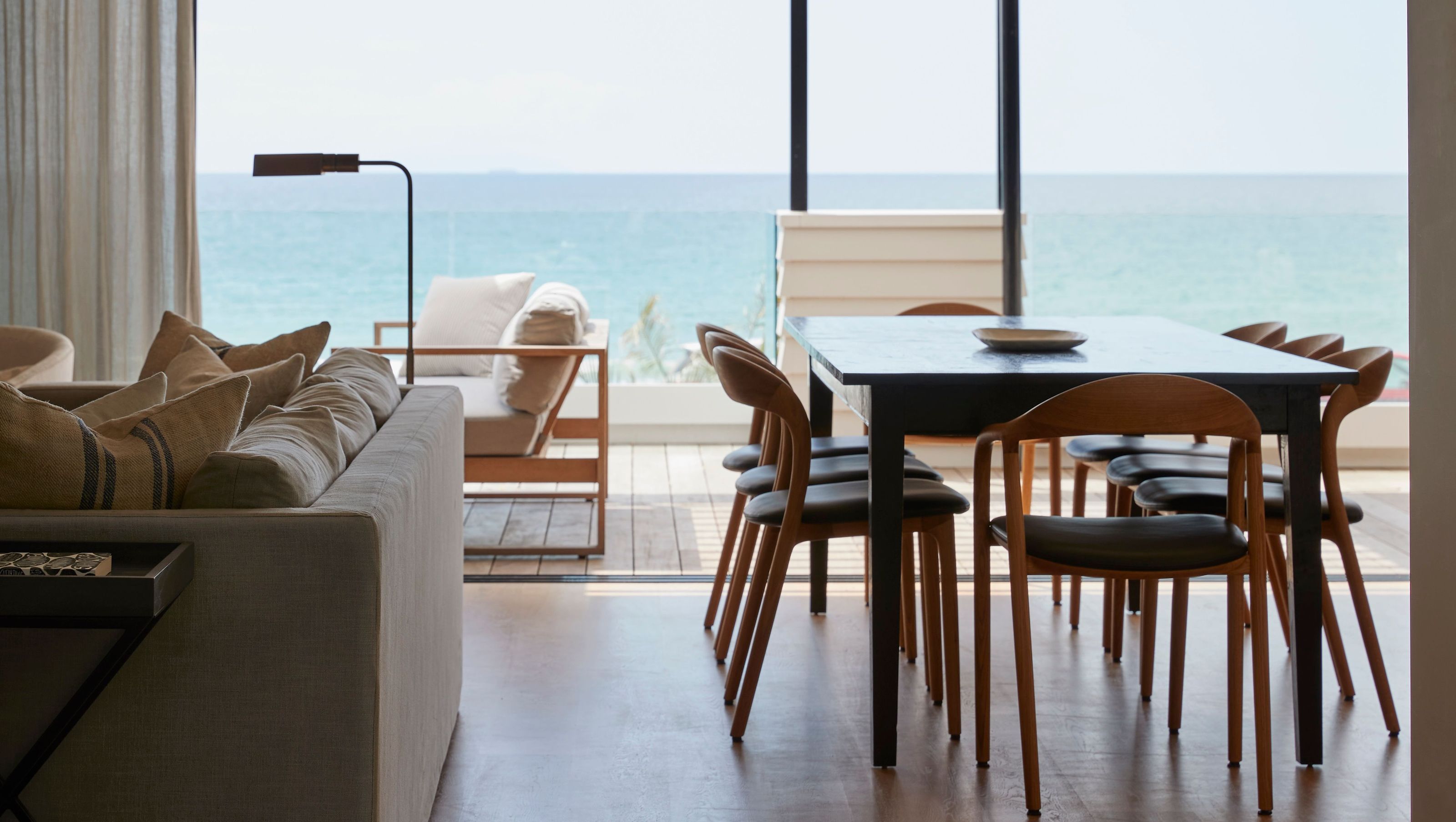 Onetangi Beachfront