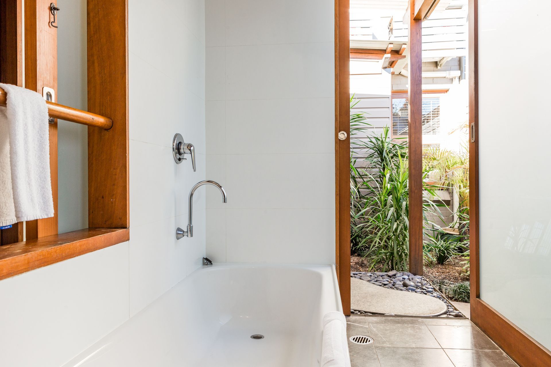 Tropical Bathroom Extension