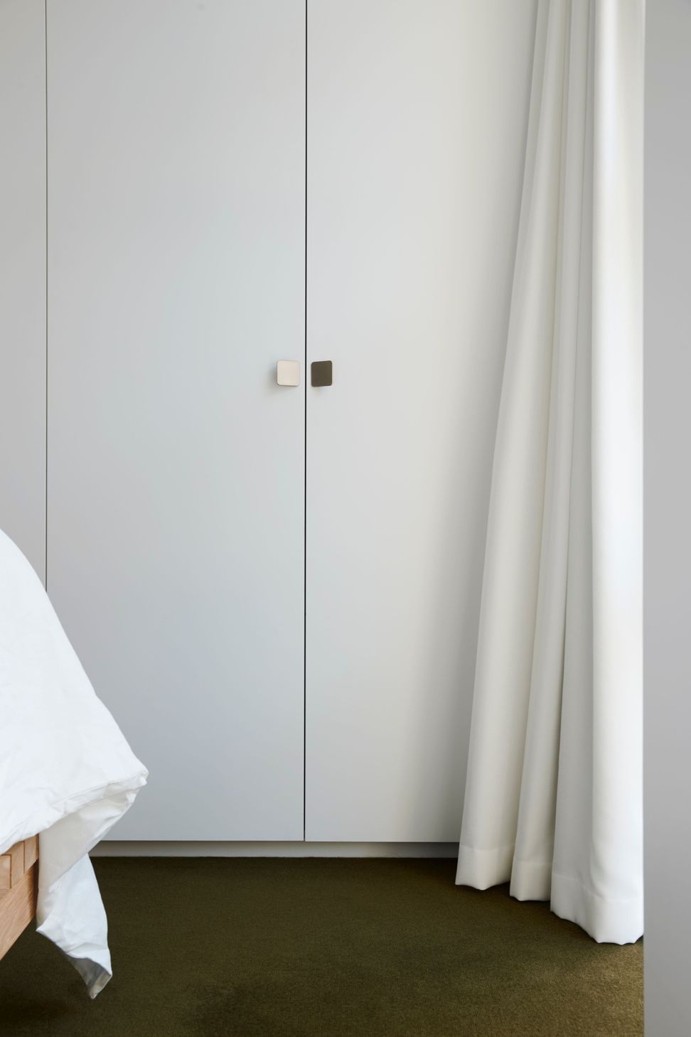 2404-4-WALLS-Wynayard-Apt-31x.jpg