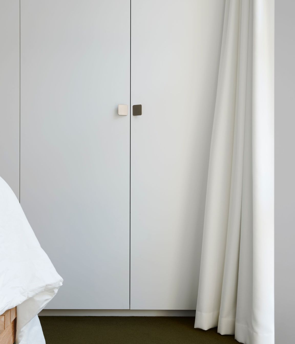 2404-4-WALLS-Wynayard-Apt-31x.jpg