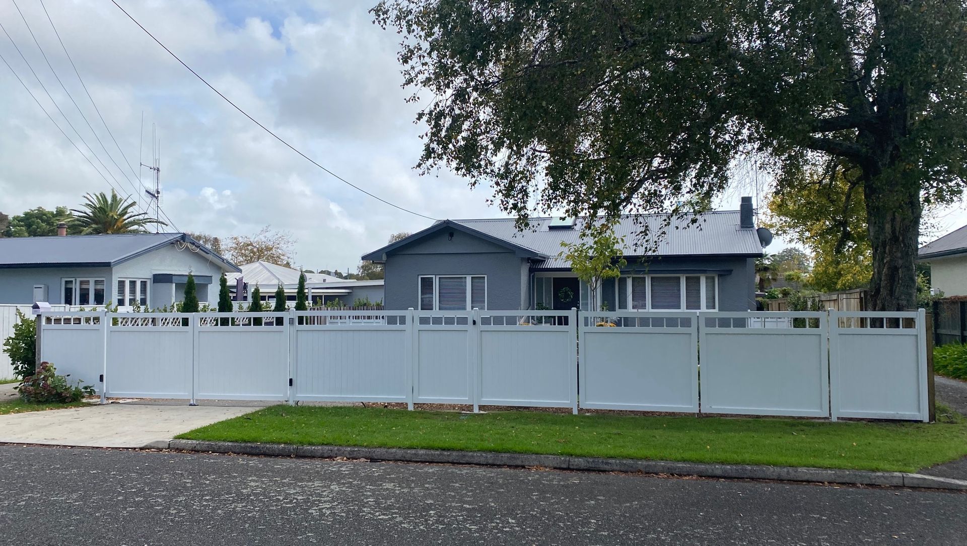 Villa Fencing banner