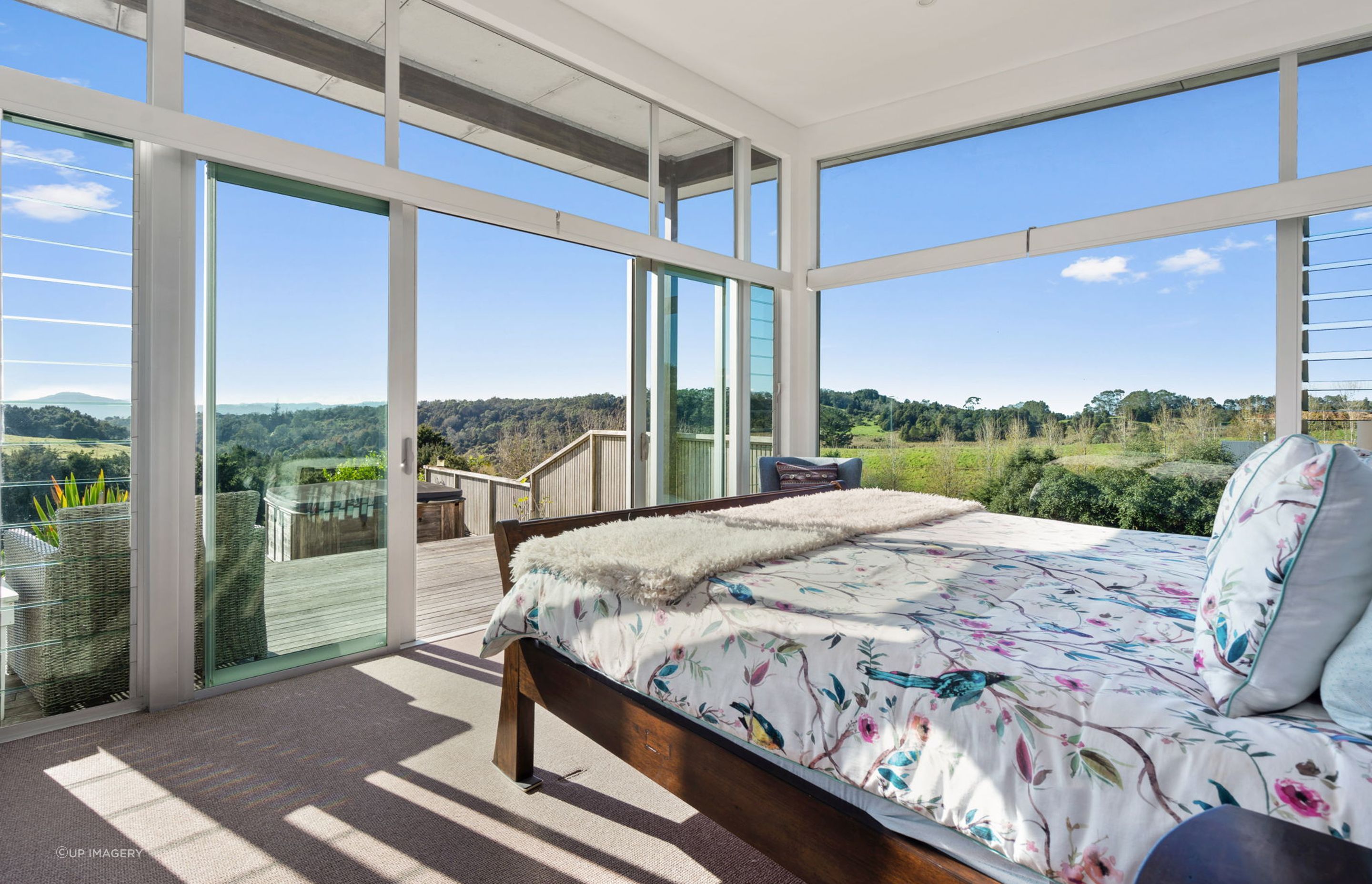 28-web-or-mls-147-Pompallier-Estate-Drive-24.jpg