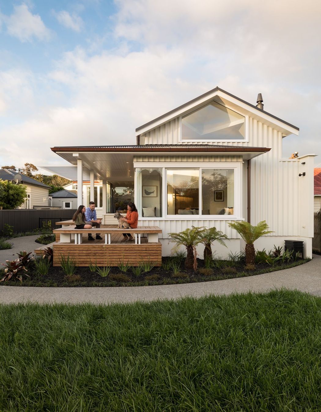 Villa Reno in Auckland by KKID and Malcolm Walker