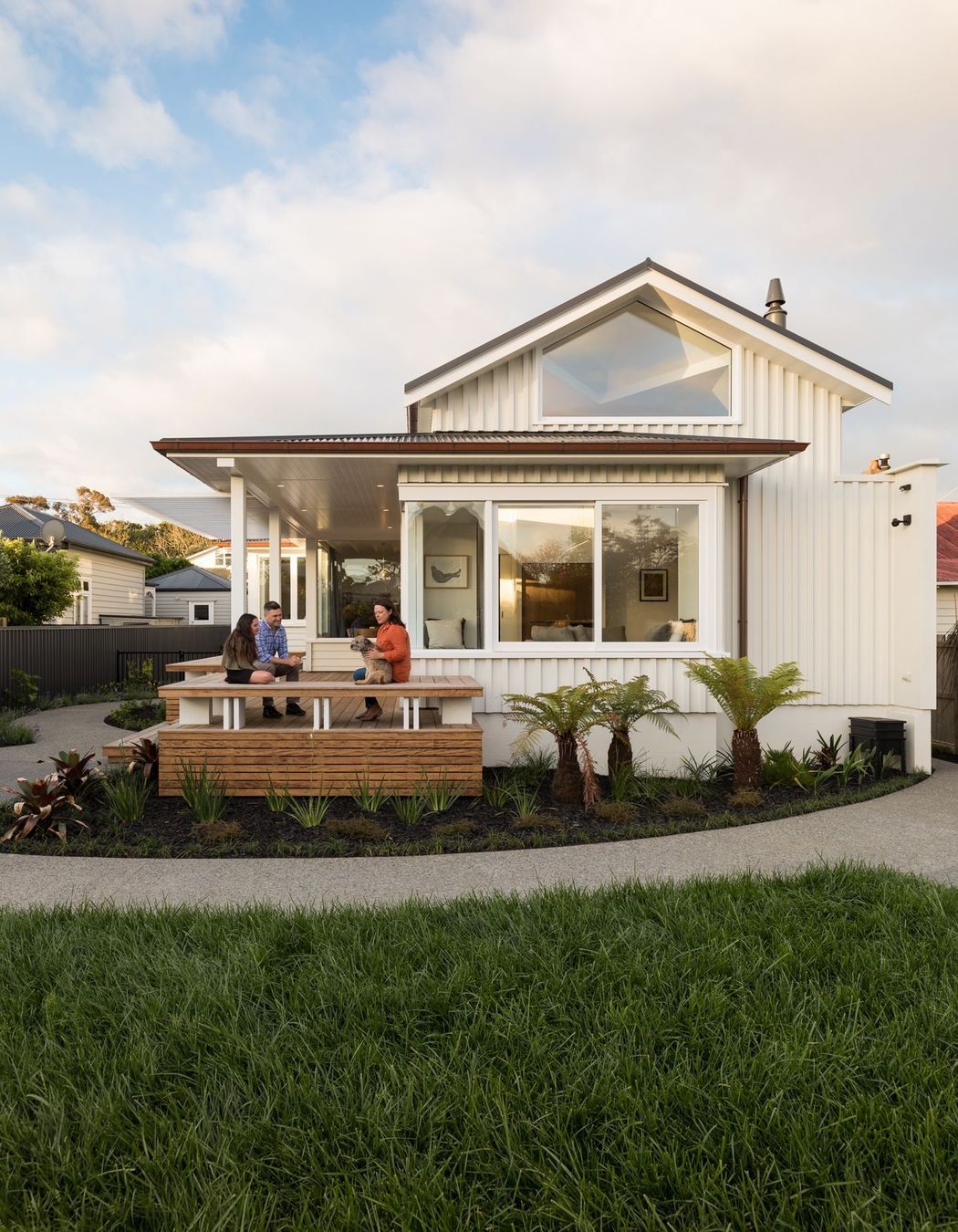 Villa Reno in Auckland by KKID and Malcolm Walker