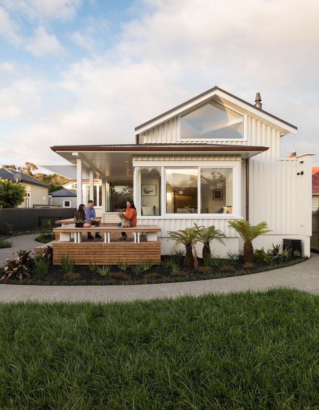 Villa Reno in Auckland by KKID and Malcolm Walker