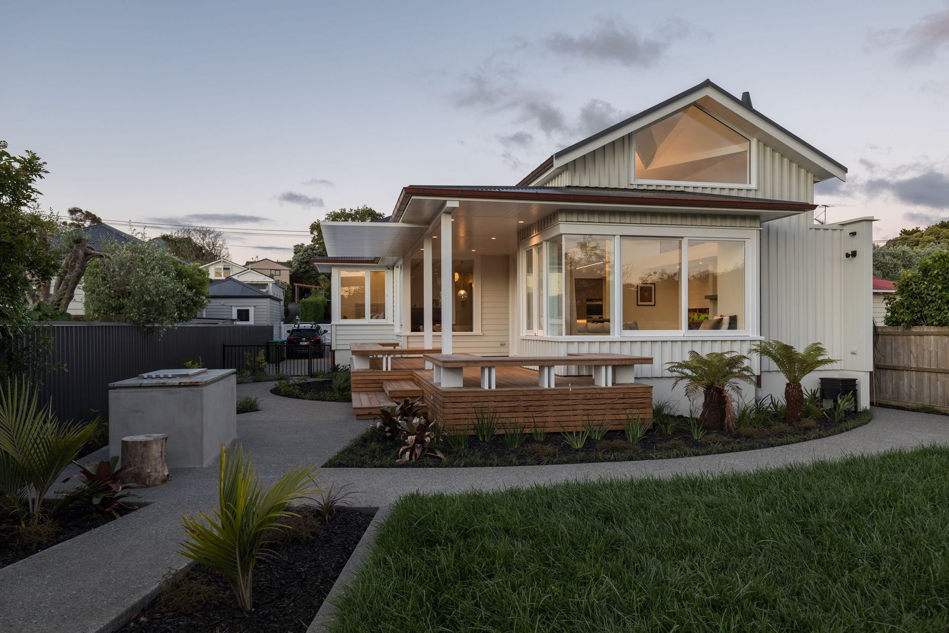 Villa Reno in Auckland by KKID and Malcolm Walker