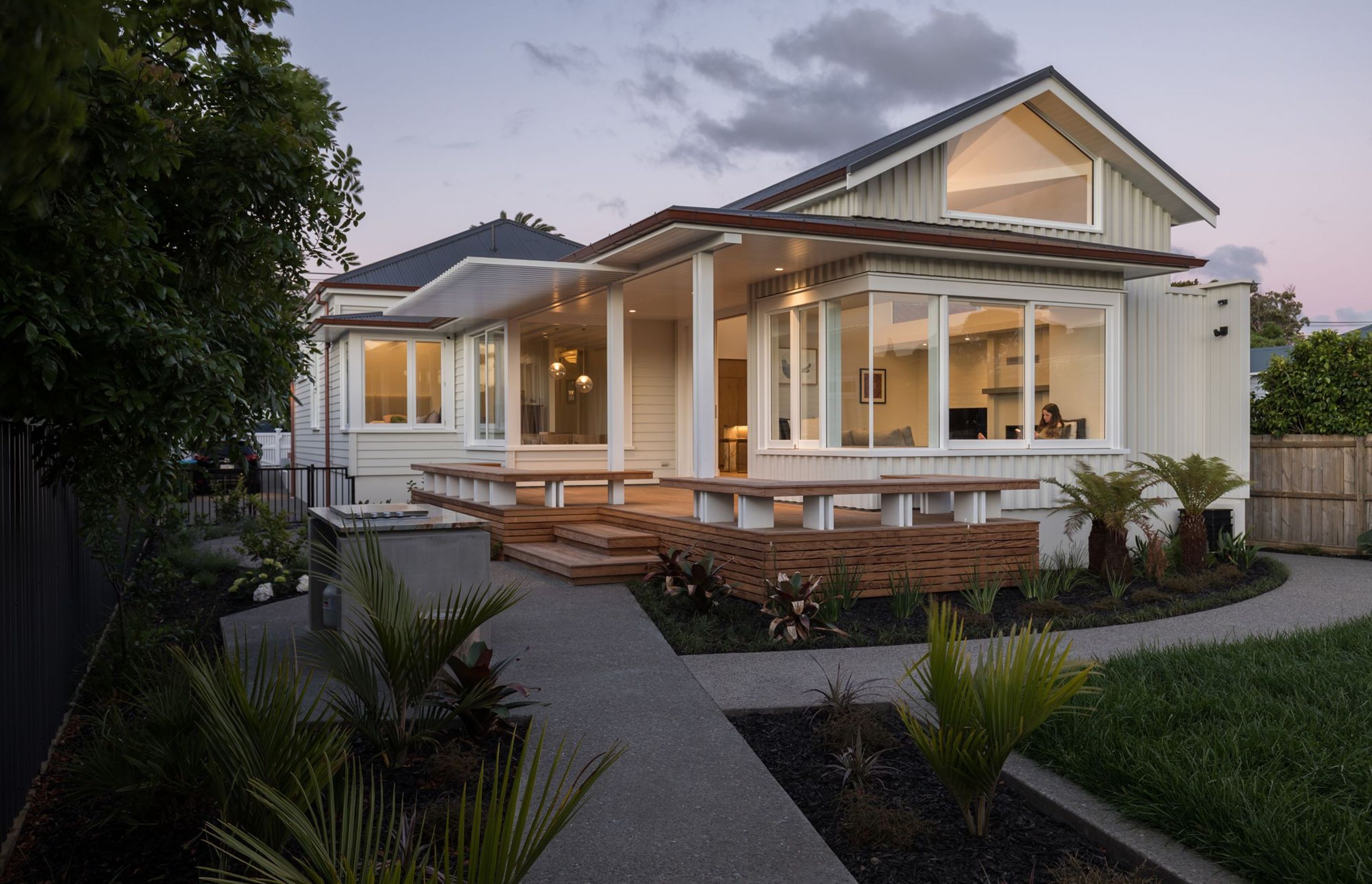 Villa Reno in Auckland by KKID and Malcolm Walker