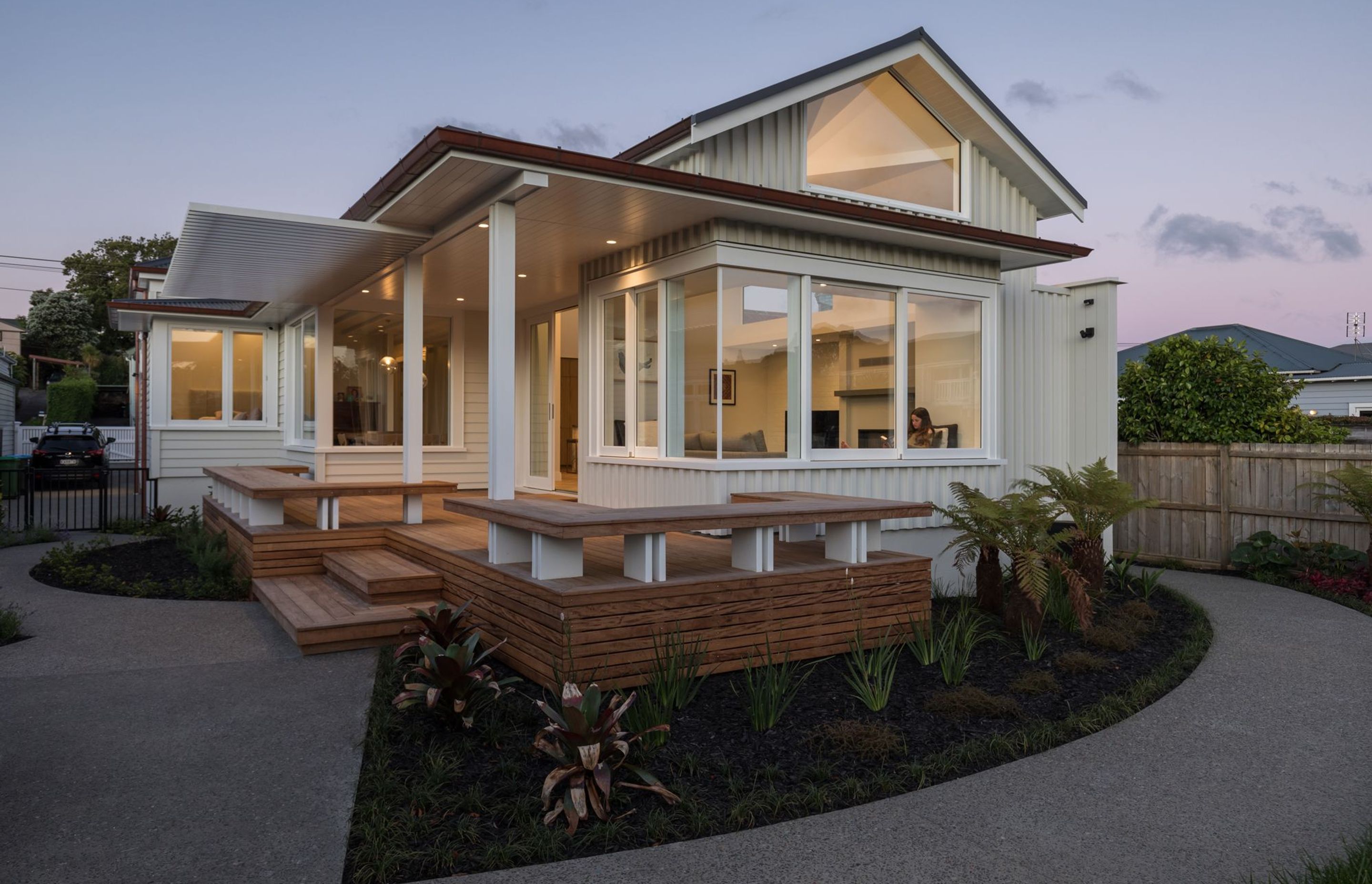 Villa Reno in Auckland by KKID and Malcolm Walker