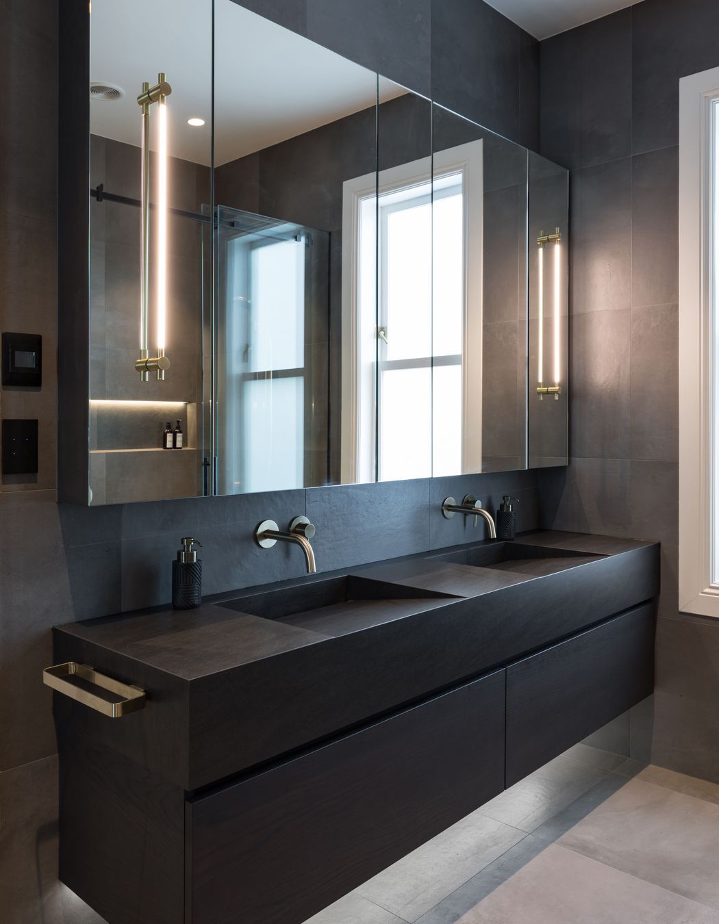 Georgina Street, Freemans Bay Master Ensuite