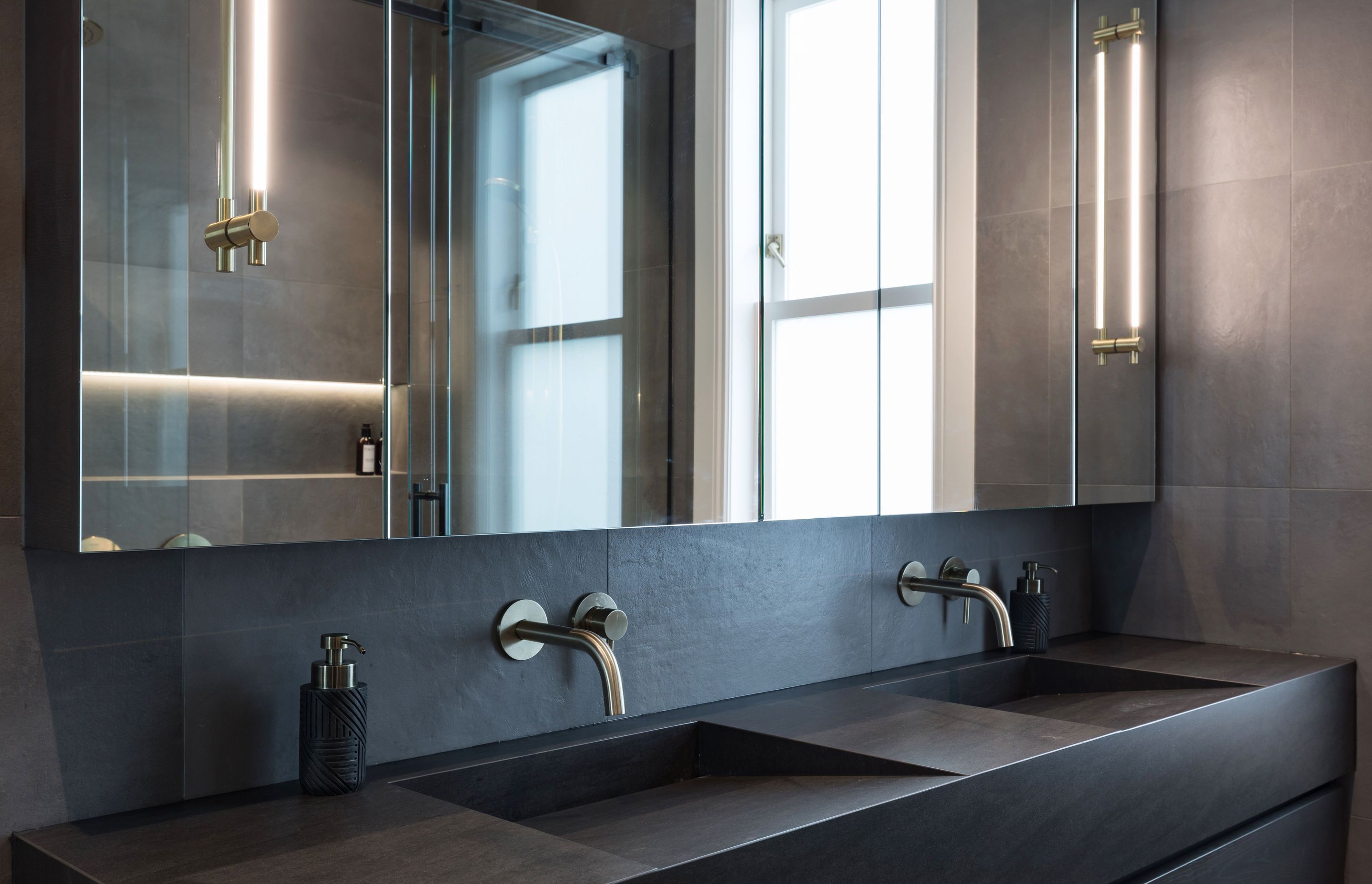 Georgina Street, Freemans Bay Master Ensuite