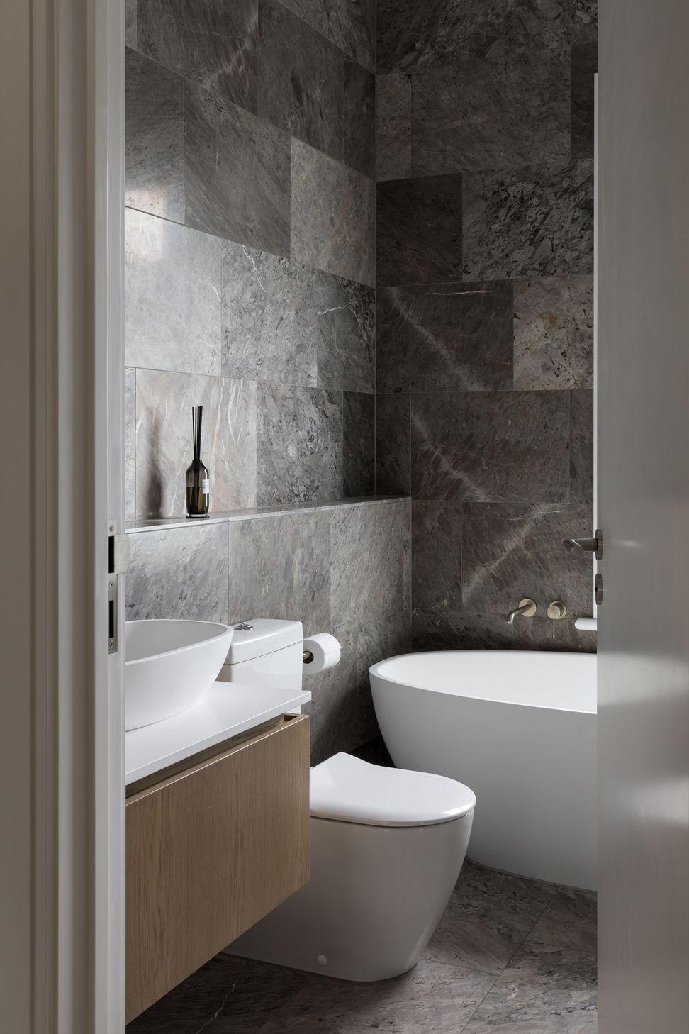 Villa Reno in Auckland by KKID and Malcolm Walker