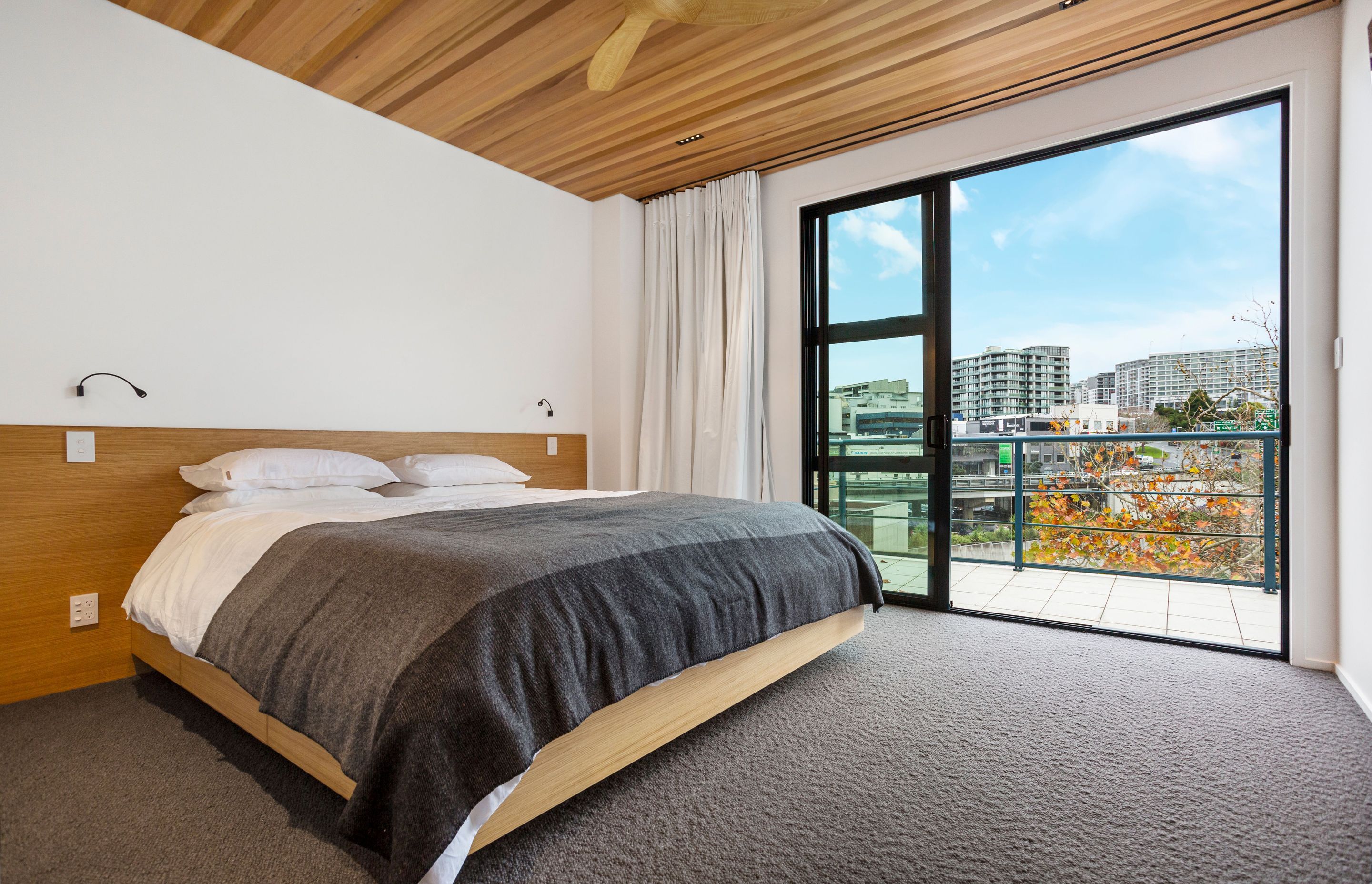 Auckland City Apartment