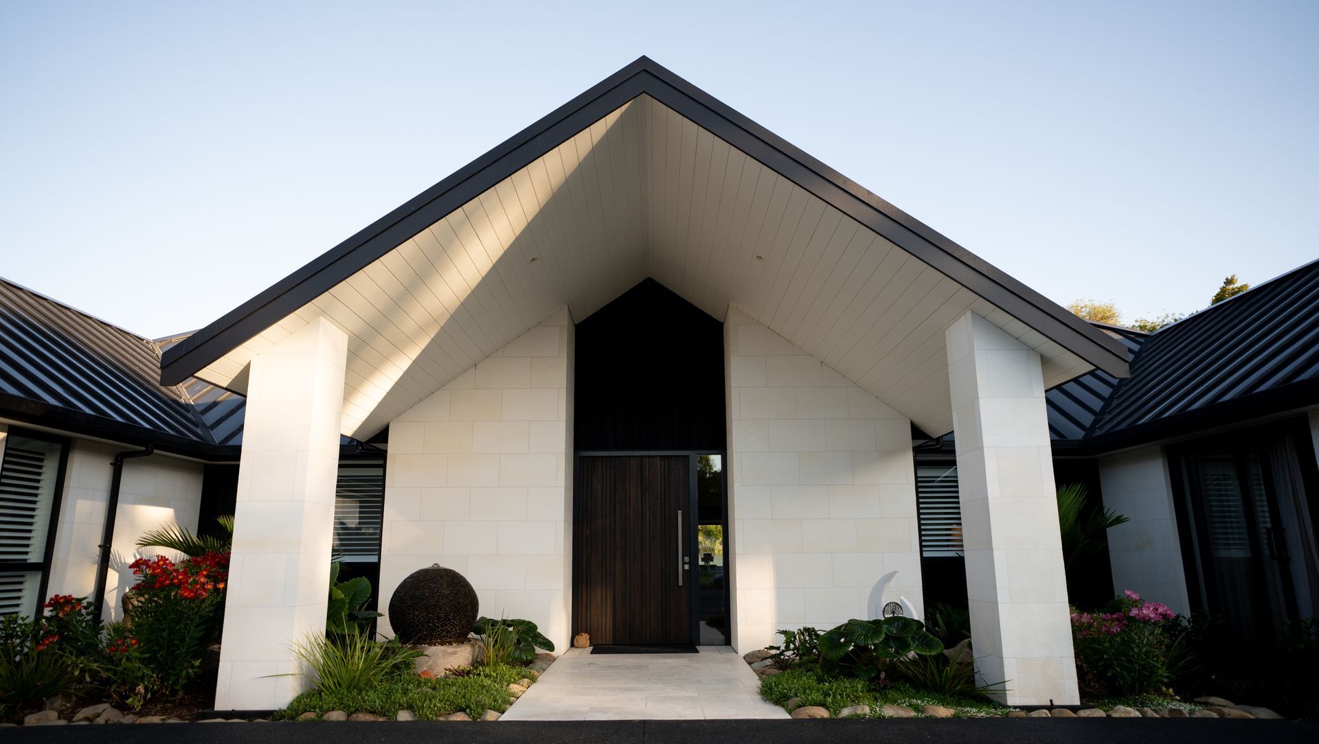 Luxury Residence | Petra Sasaab banner