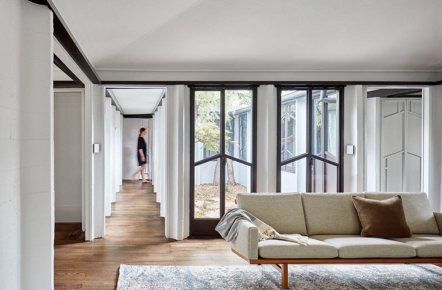 Toorak Restoration