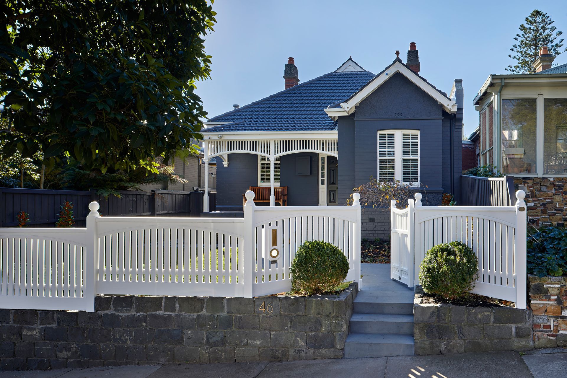 ##Molesworth St House, Kew