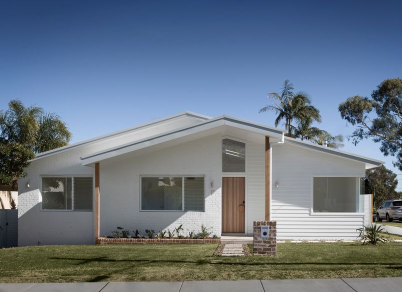 Single Storey Coastal Home
