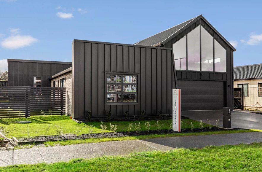Modern Elegance | Emandee Homes