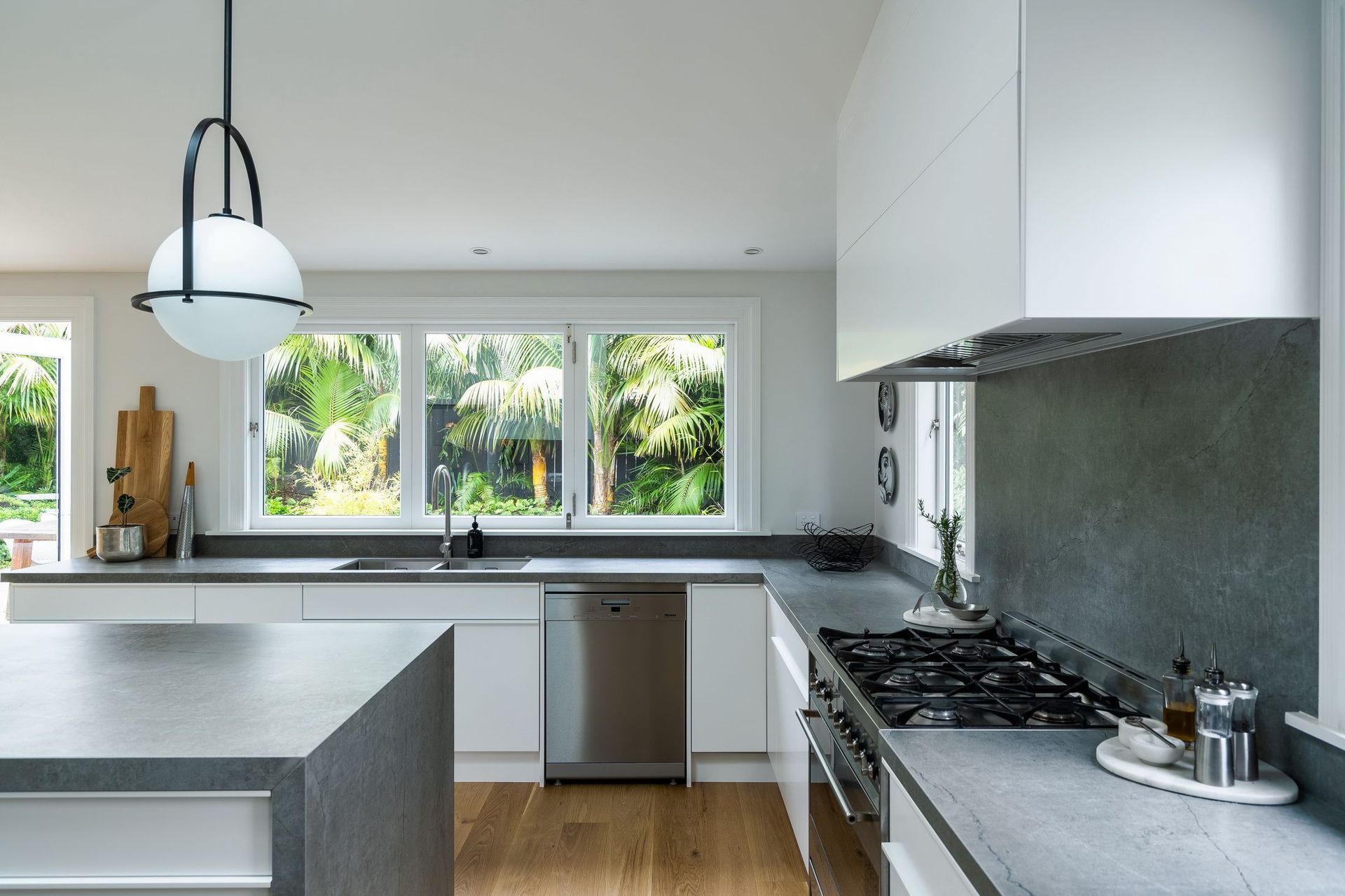 Roslyn Terrace Home