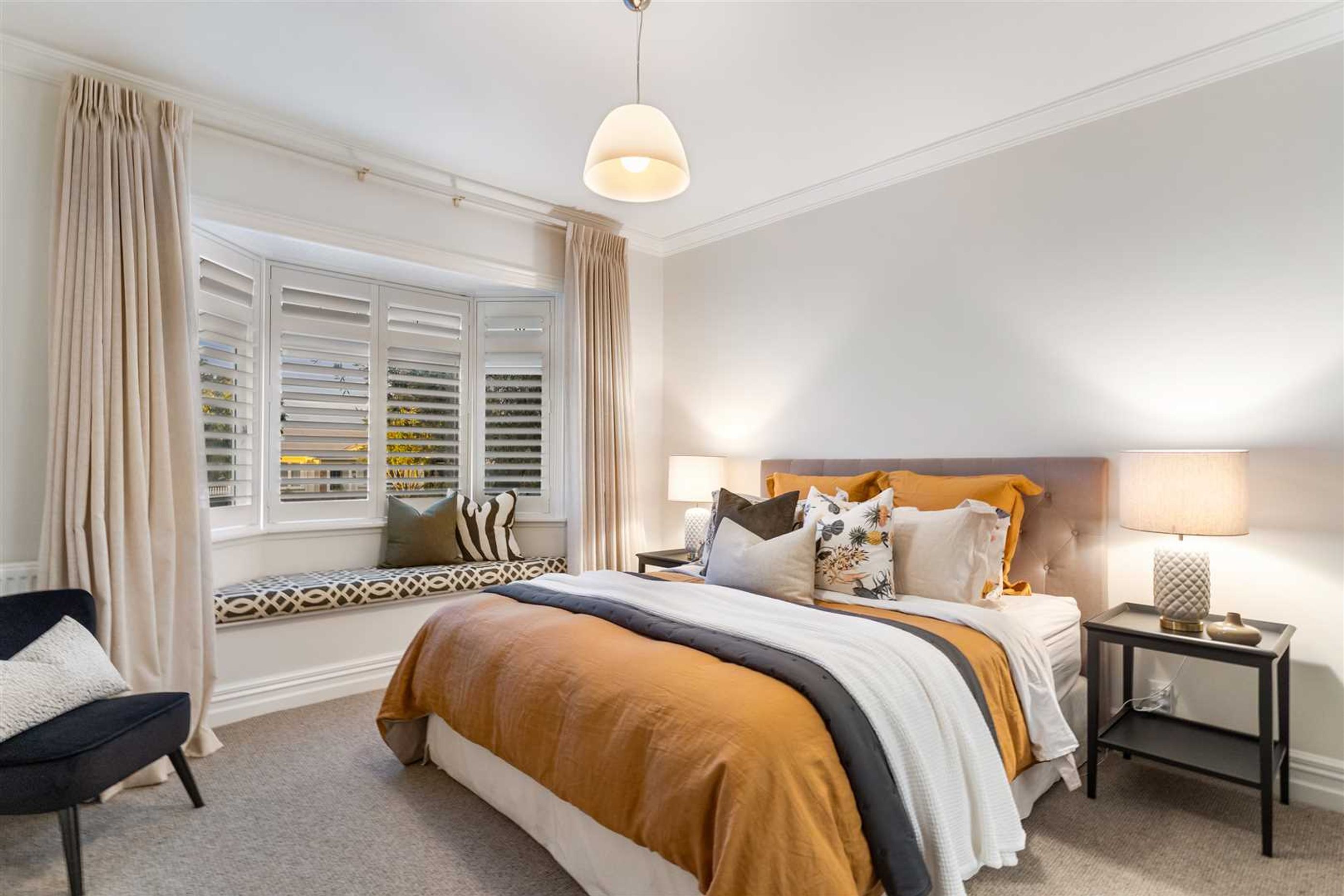 Chevalier Chic, Point Chev