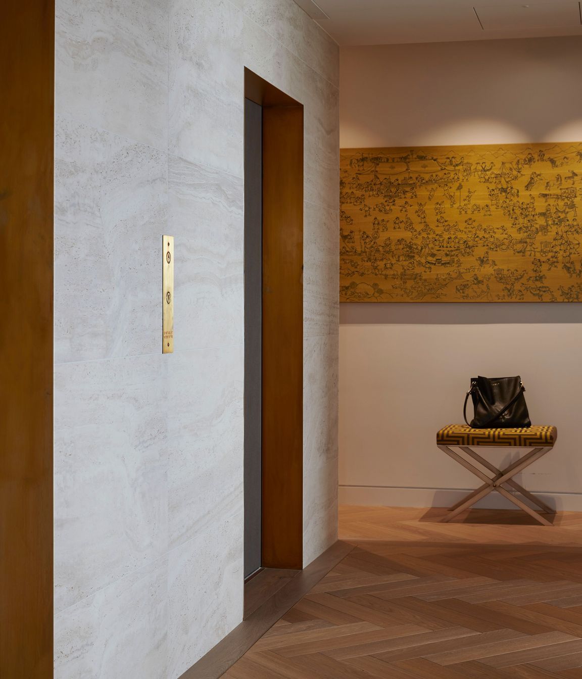 4-2305-FourWalls-Shangri-La4437x.jpg